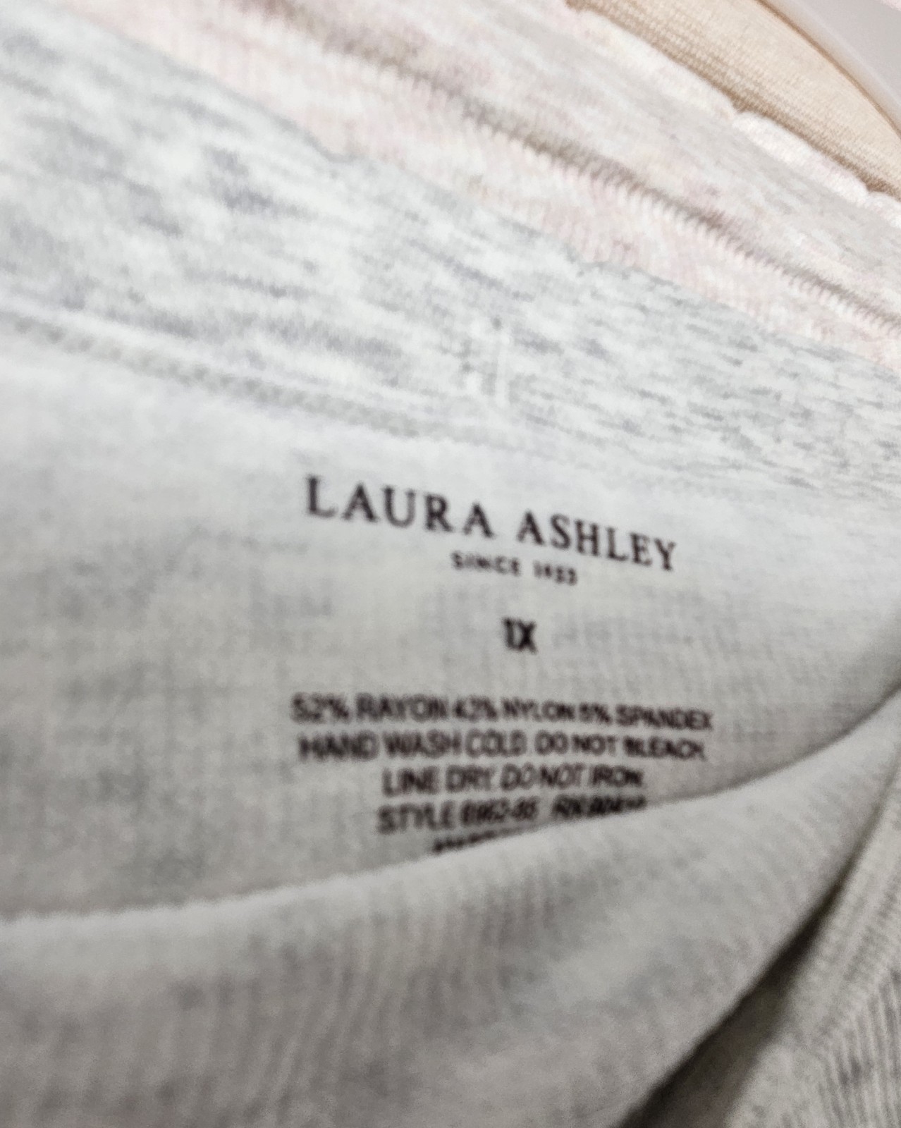 LAURA ASHLEY 5 Pack Women’s Plus 1X 2X 3X Seamless Briefs Panties Charcoal Beige