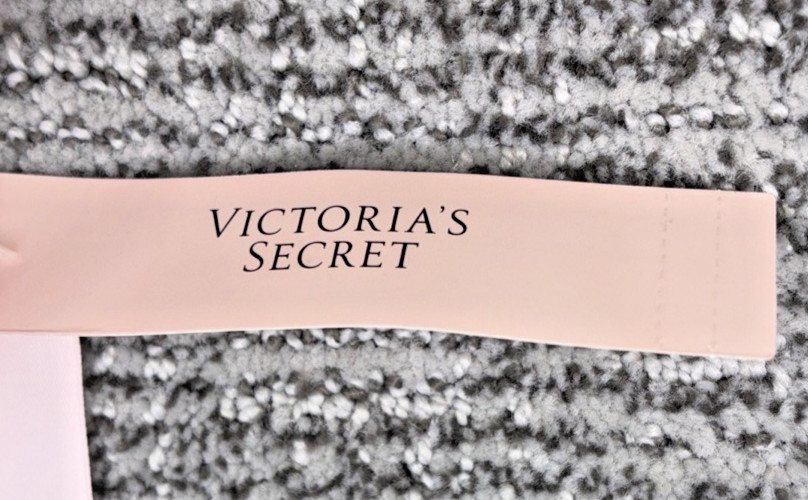 Victoria’s Secret Dream Angels NWT Medium Red Satin Bow Crotchles V String Panty