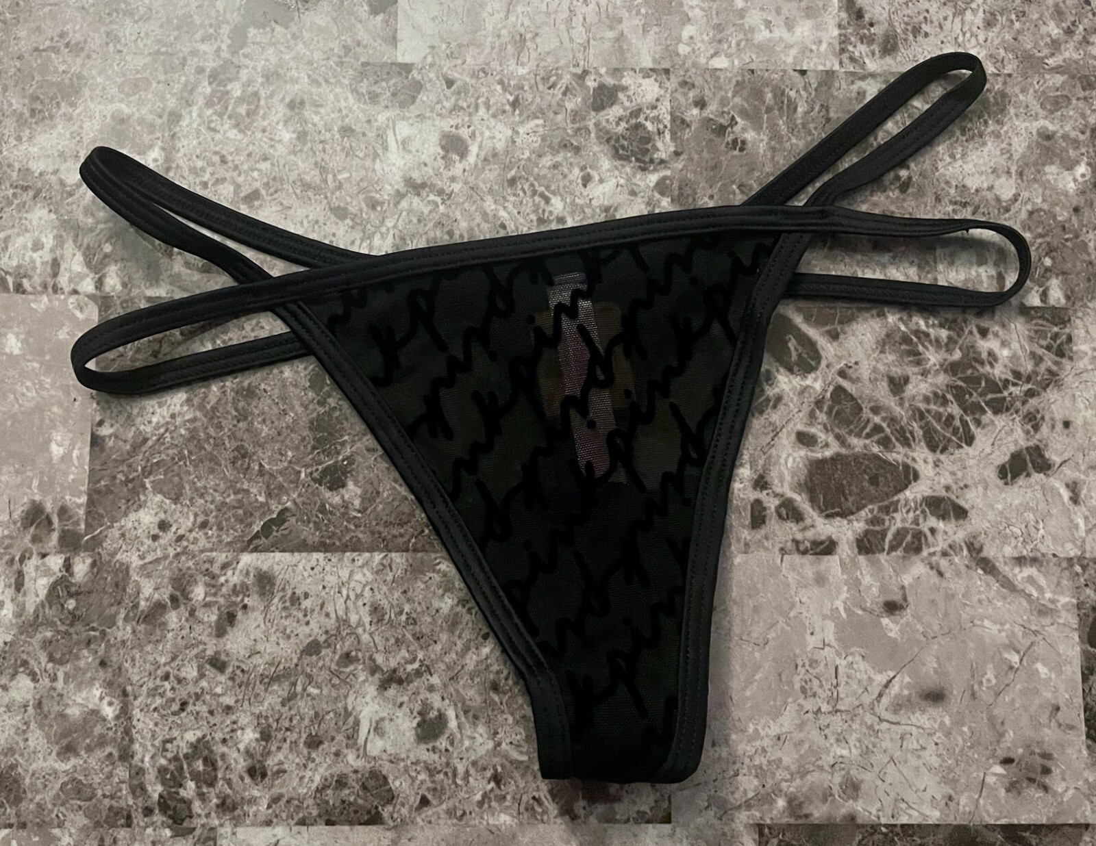 NWT VICTORIA’S SECRET PINK BLACK VELVET LOGO DOUBLE STRAPPY SIDE THONG PANTIES