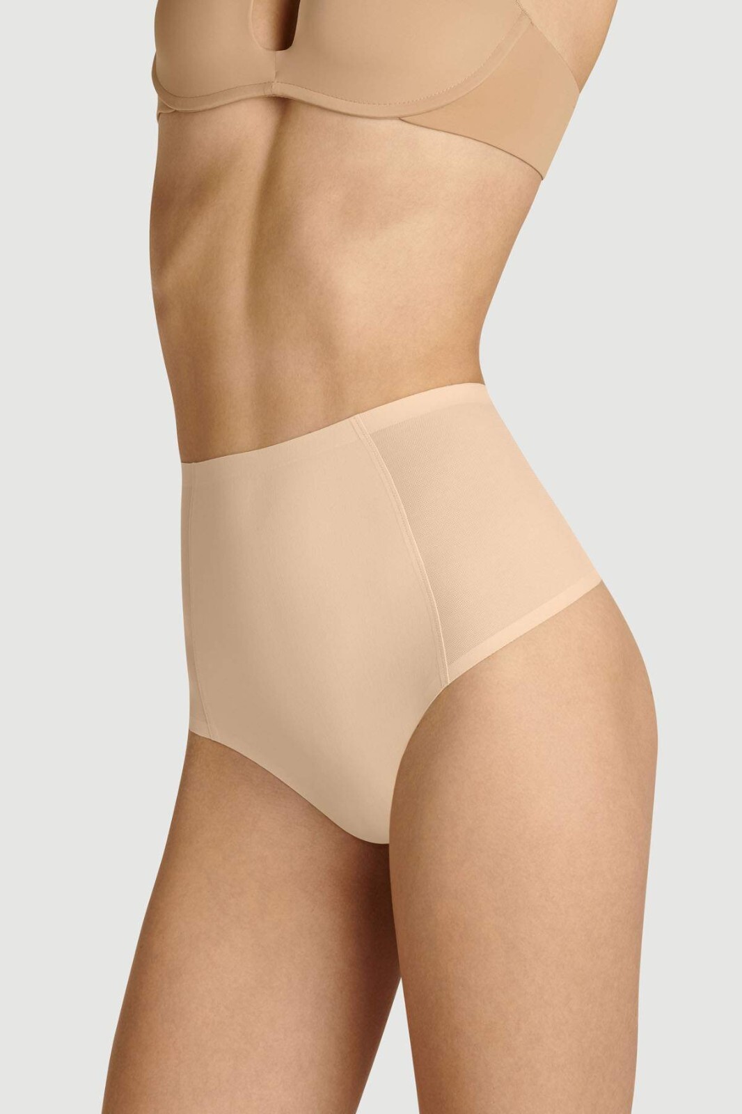 NIP Item m6 Shape Mesh String Thong Size Medium M Apricot