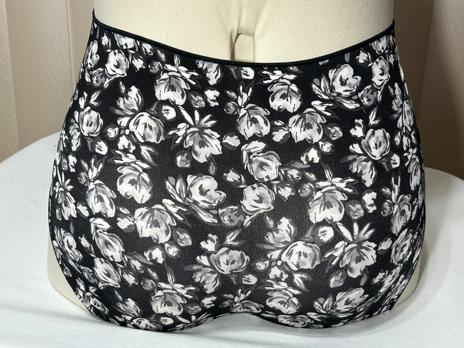 Jockey French Cut Underwear 4 Pair Size 7 Full Coverage Brief No Panty Line 5086