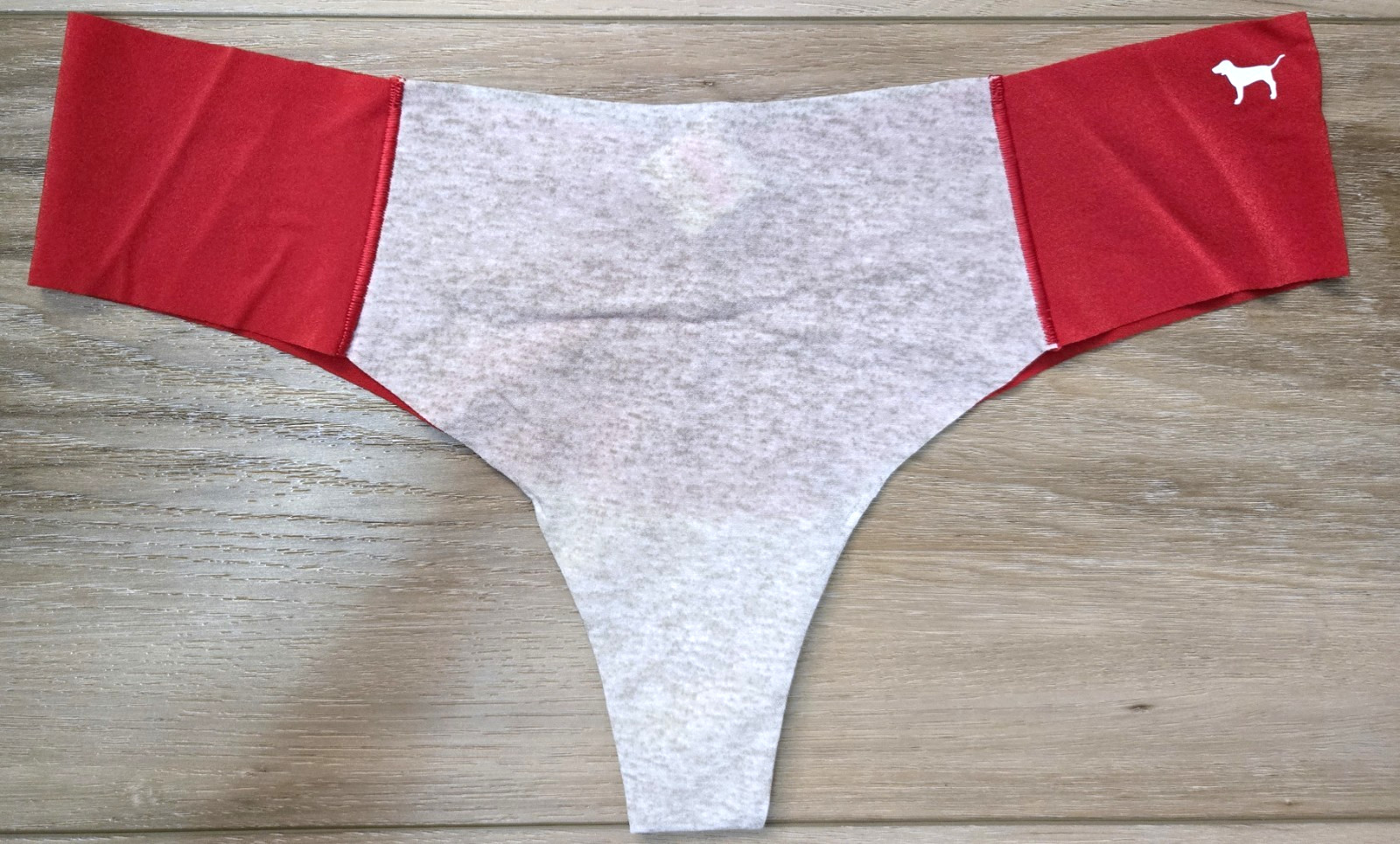 NWT Victoria’s Secret PINK Gray Red Dog Smooth No-Show Laser-Cut Thong Panties L
