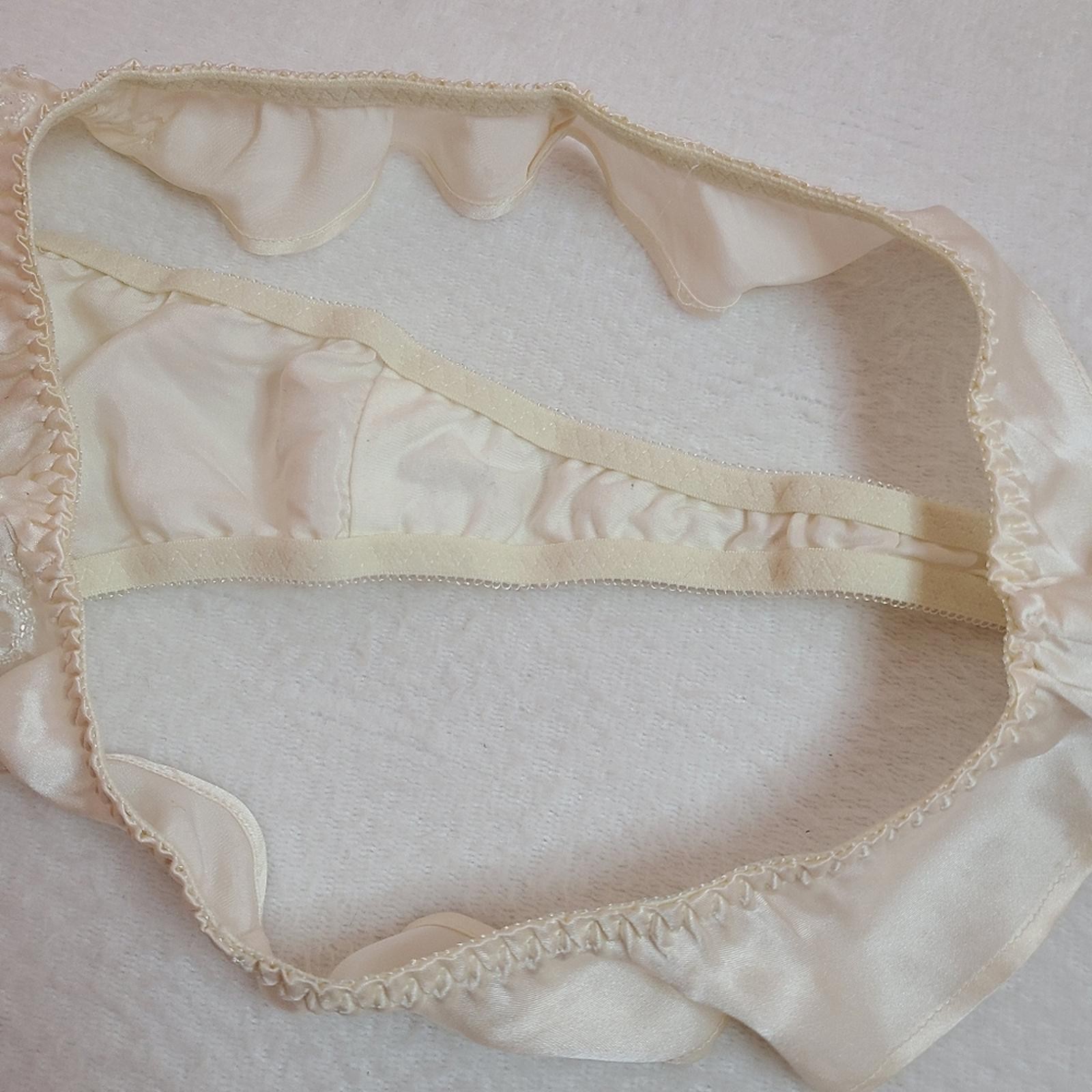 VTG 90s Victoria’s Secret 100% Silk Beaded Hi-cut Thong Panty Size M