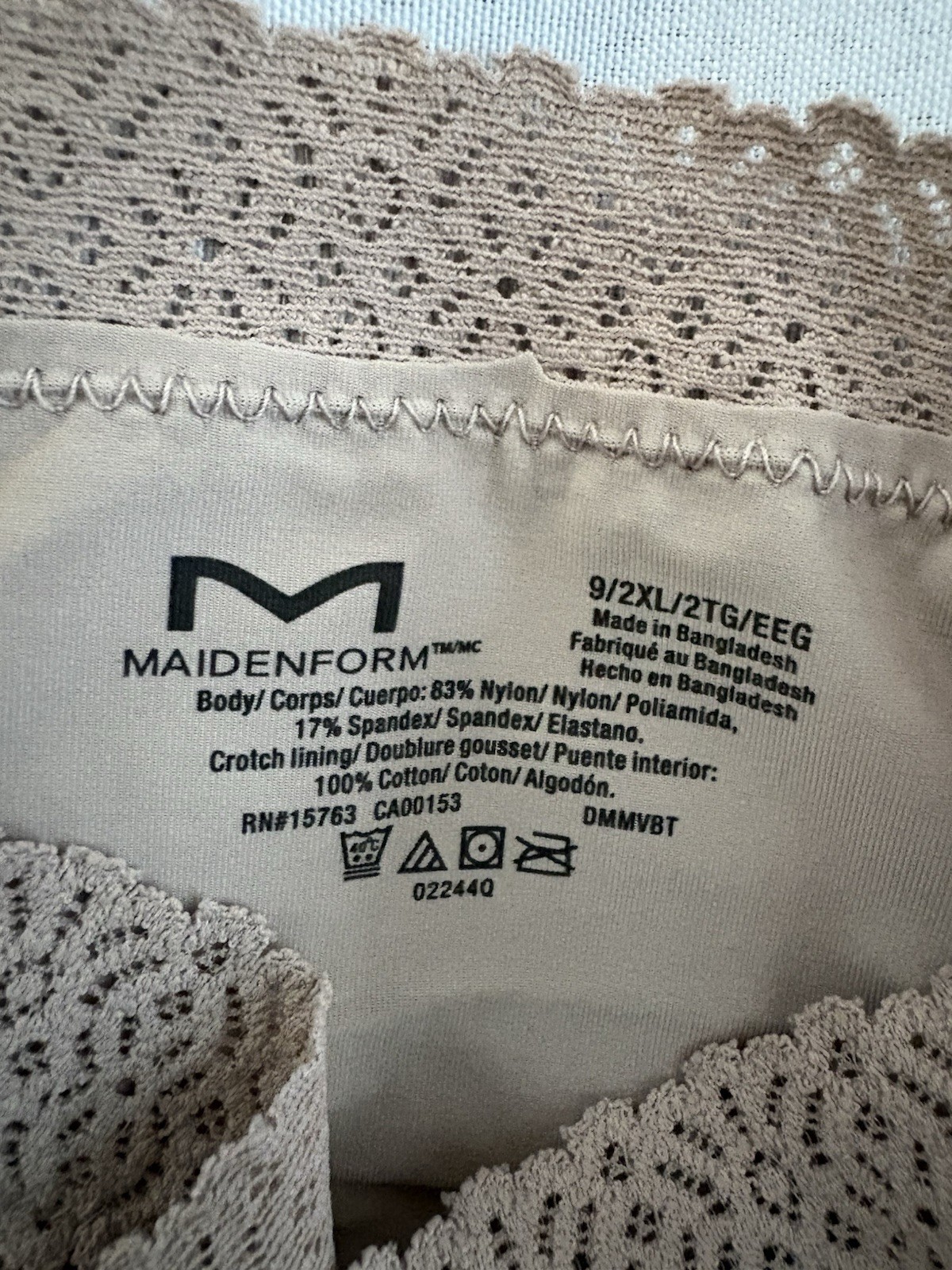 NEW Maidenform DMMVBT V Back Thong 2 Pair Size 2XLarge Women’s Thong Multicolor
