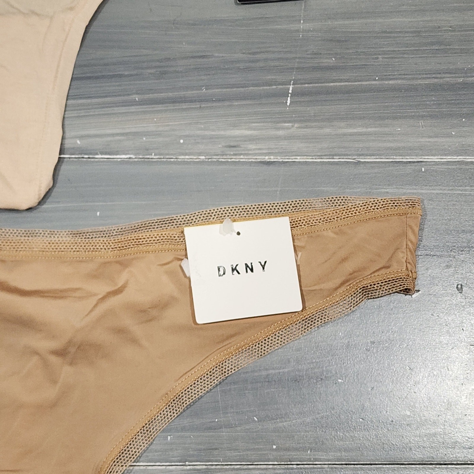 DKNY Thong Underwear Panties 3 Pair Size Medium