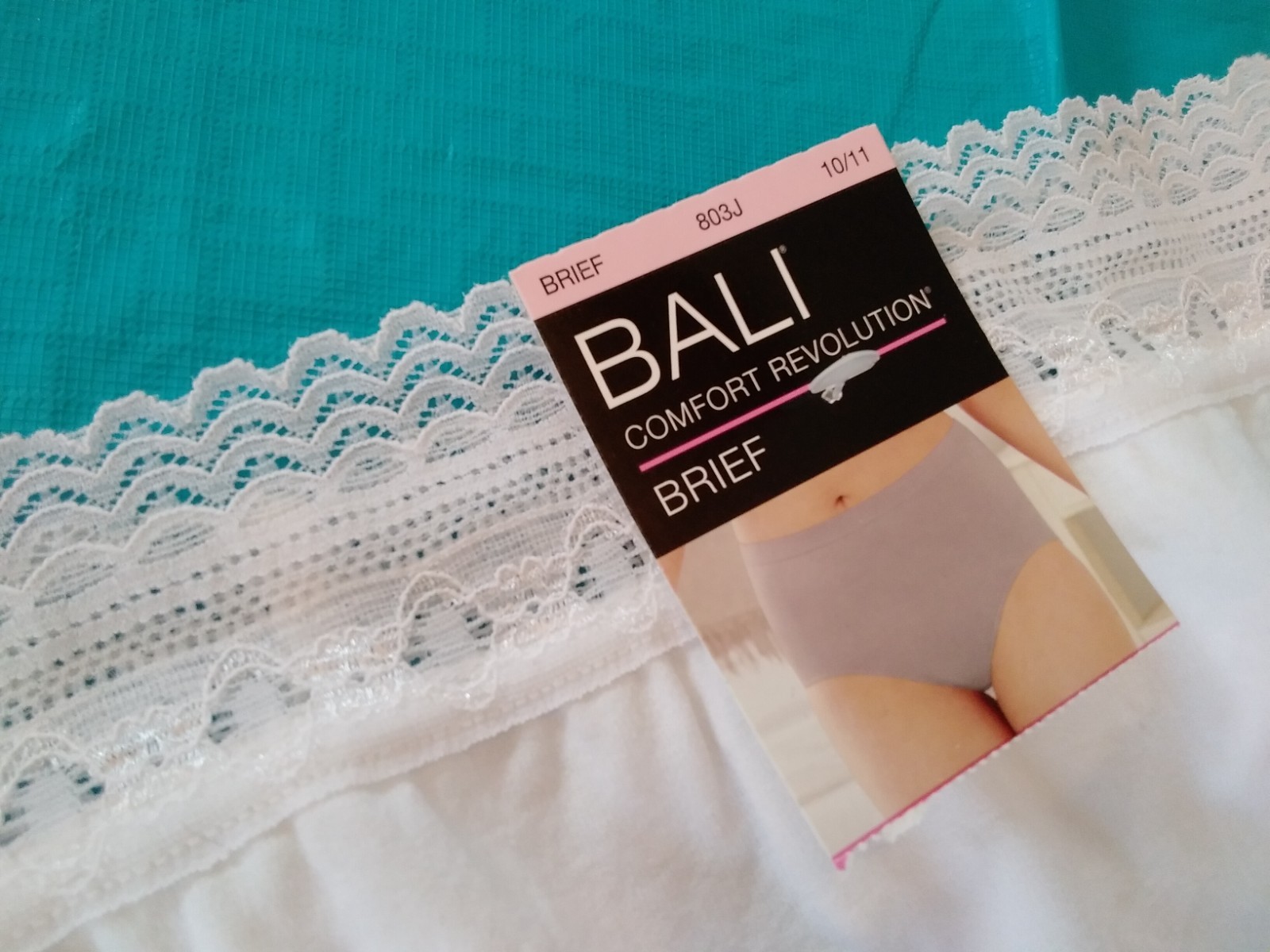 NEW Bali Comfort Revolution Bali Briefs White Lace Style 803J SZ 10/11