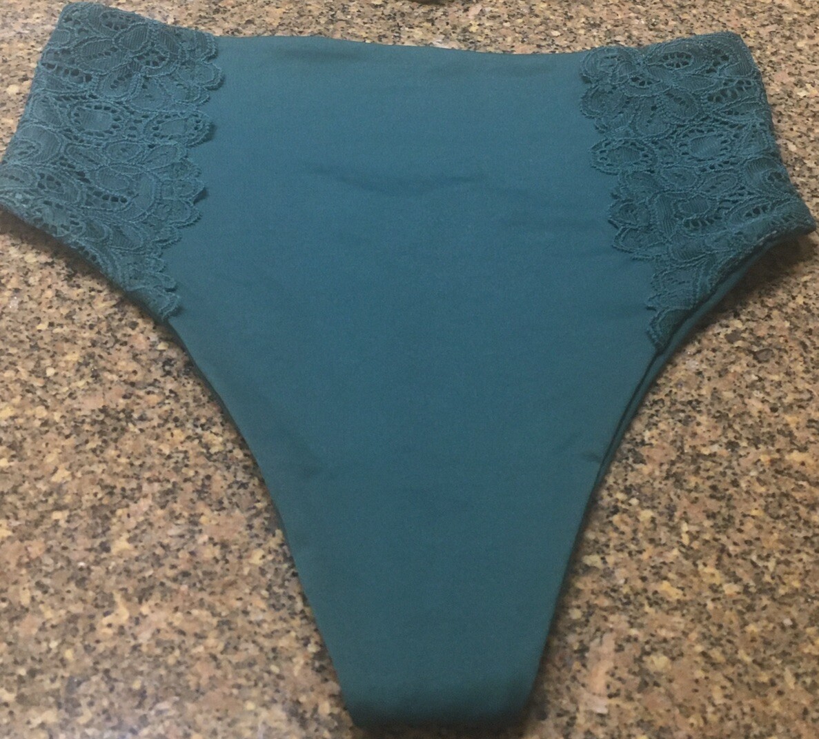 NEW Soma Vanishing Tummy Thong Panty With Lace in Dark Forest Green Size S Small