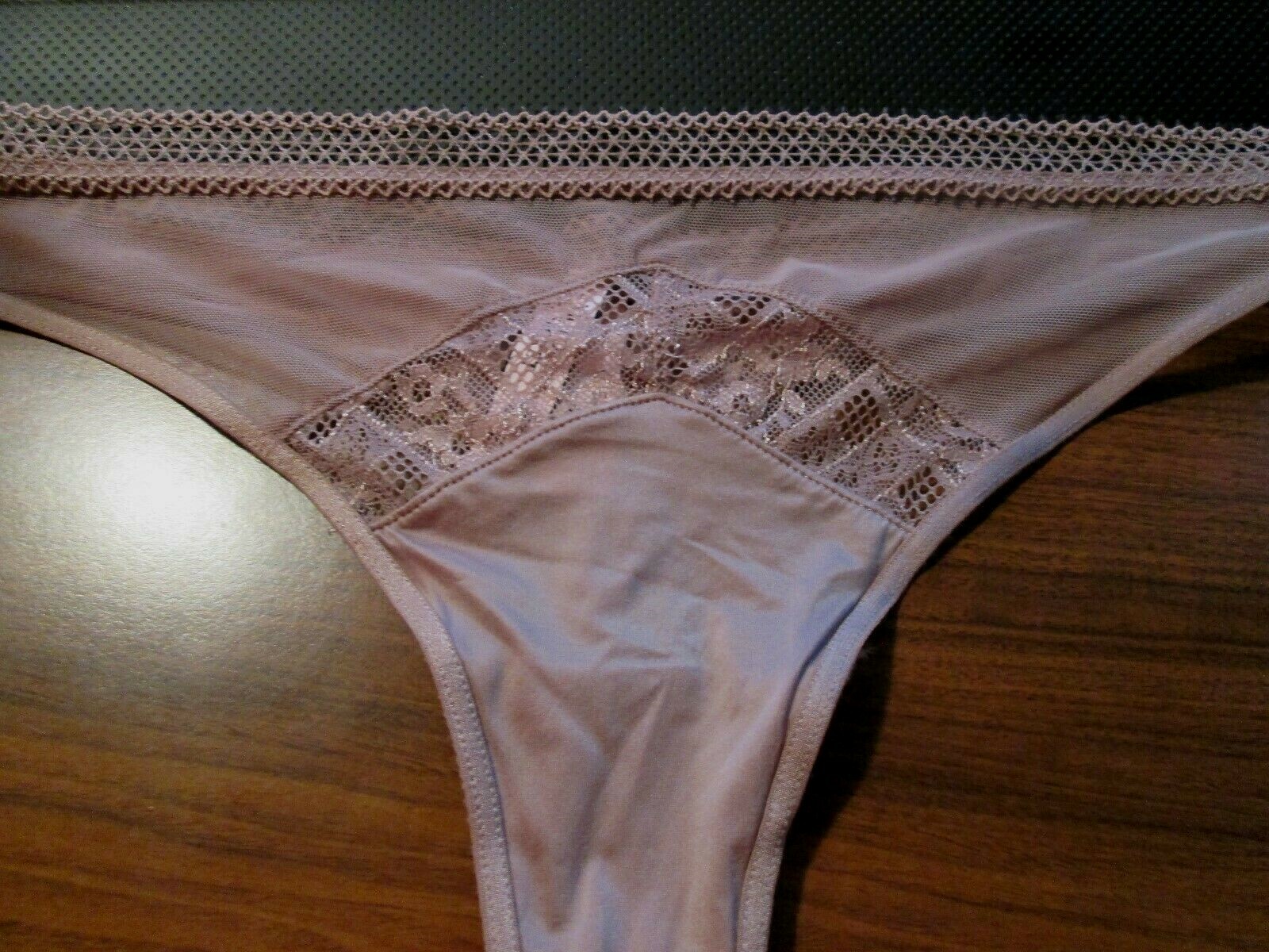 New w/Tag Victoria’s Secret💗🖤Body by Vic Thong or Hiphugger🖤S,M