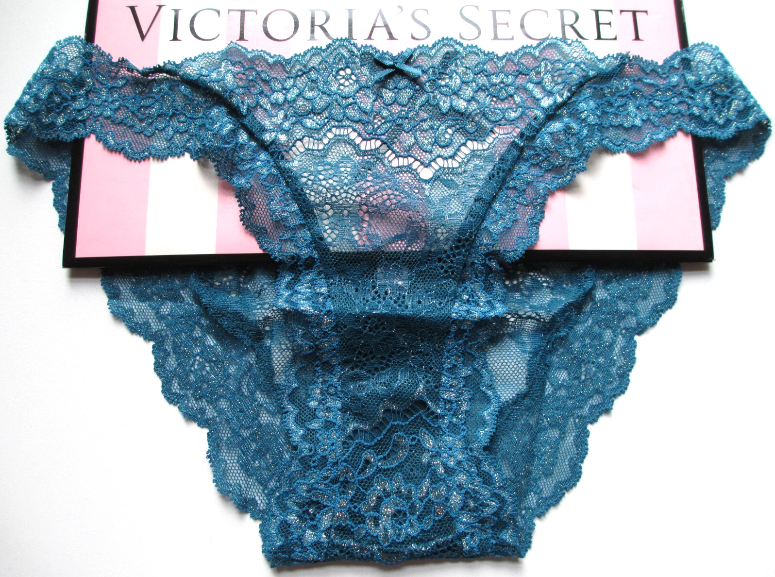 VICTORIA’S SECRET DREAM ANGELS Cheekini Bikini Panty S Blue NWT Lace Shine VS