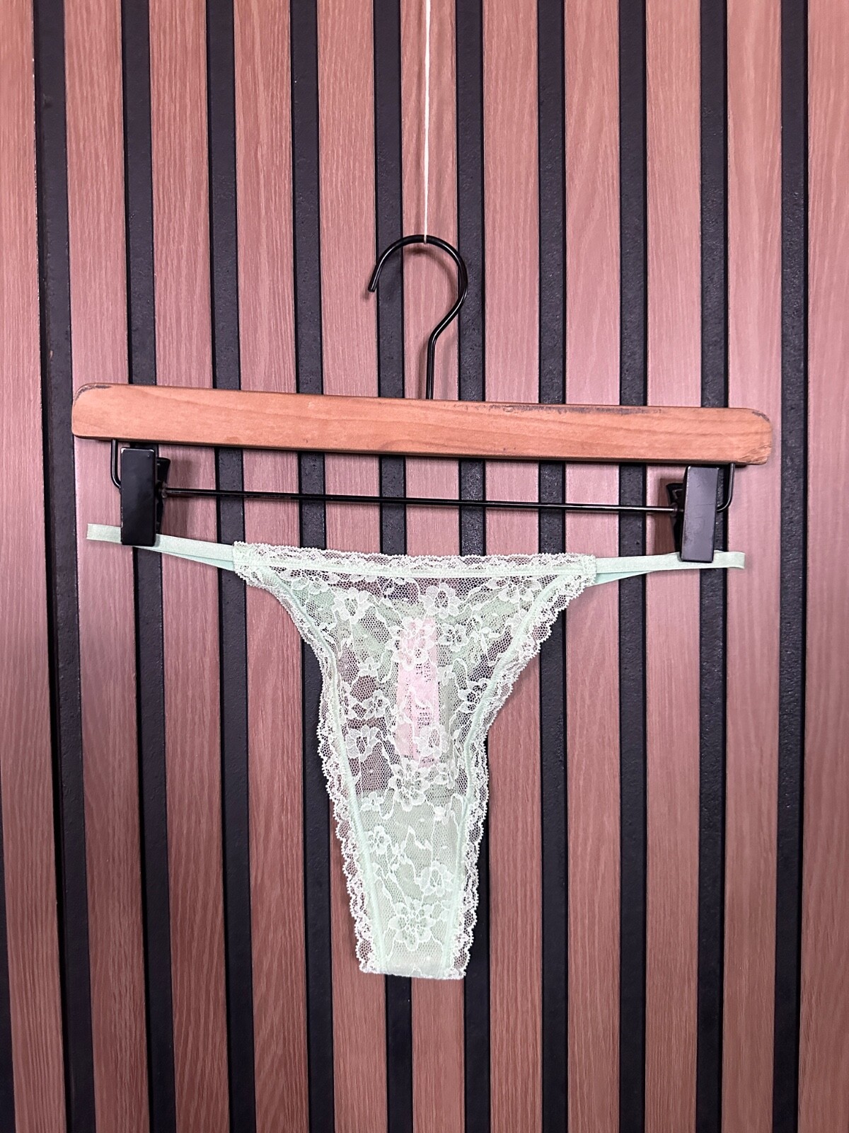 New Victoria Secret Underwear Medium Green Strap Lacey Trim Flower Thong/String
