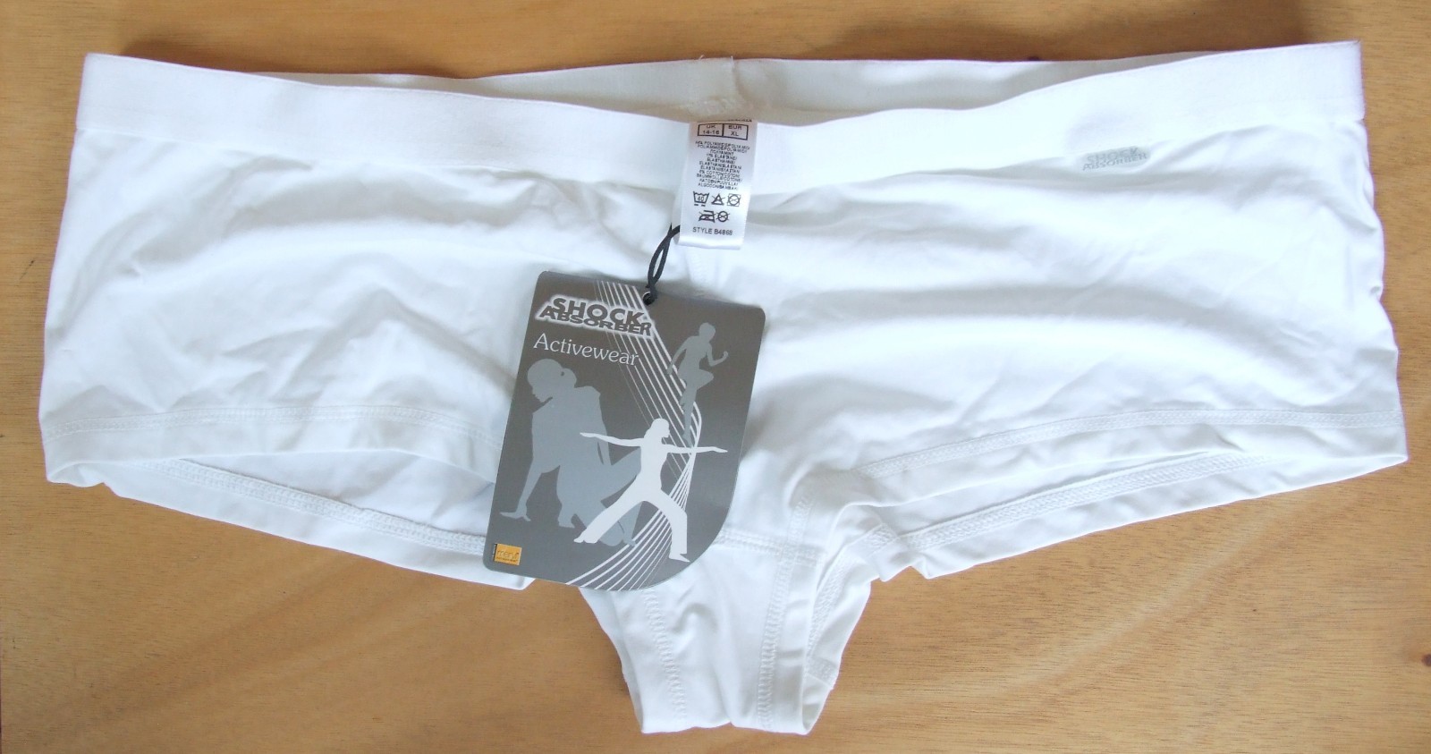 Shock Absorber size 14-16 Activewear Shorts knickers panties Briefs White