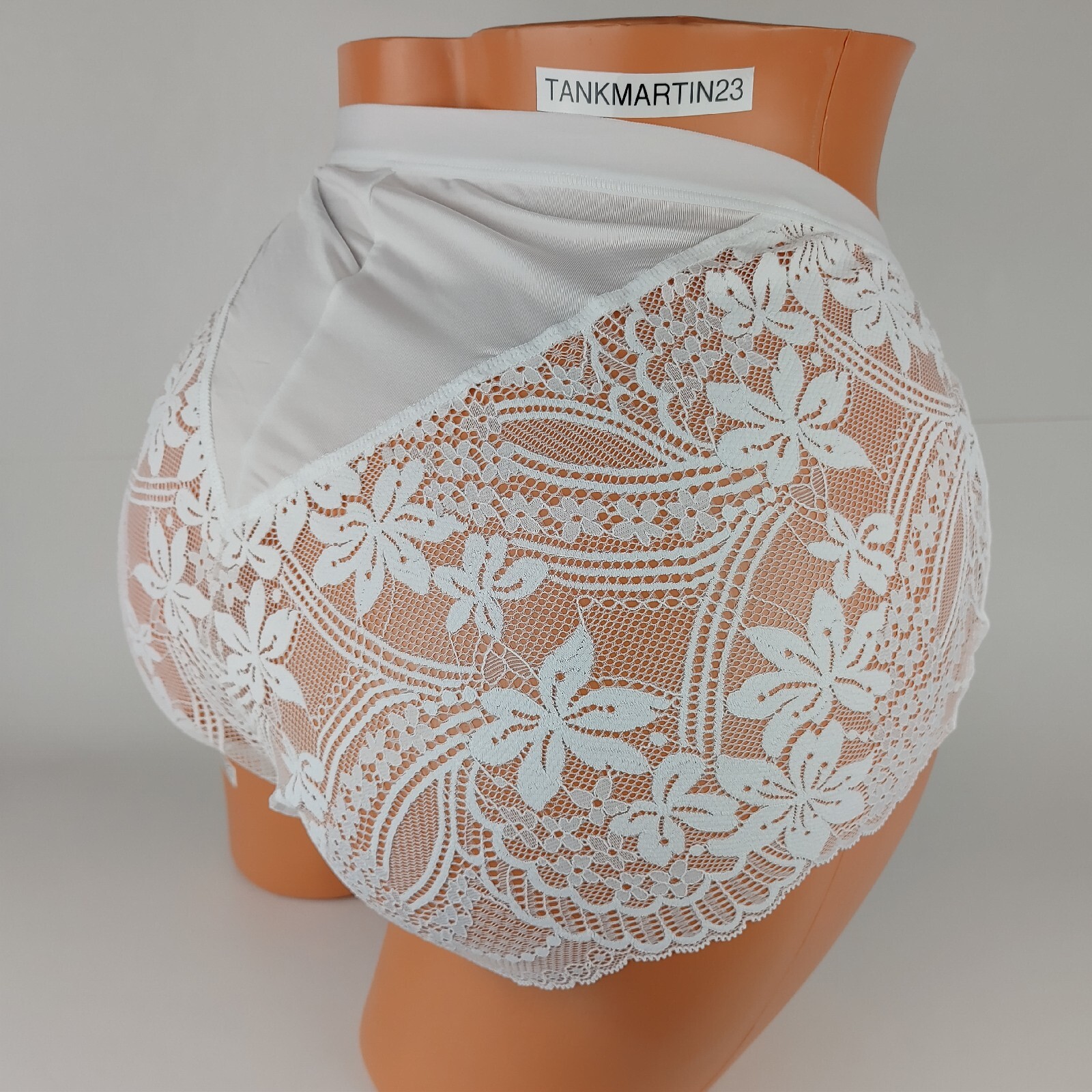 LANE BRYANT CACIQUE NO SHOW FULL BRIEF 18/20 PANTY PLUS WHITE W/ WHITE LACE SEXY