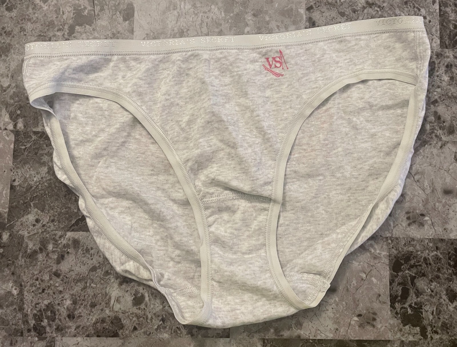 NWOT VICTORIA’S SECRET XL SKI BUM STAR 100% COTTON VINTAGE RARE BIKINI PANTIES