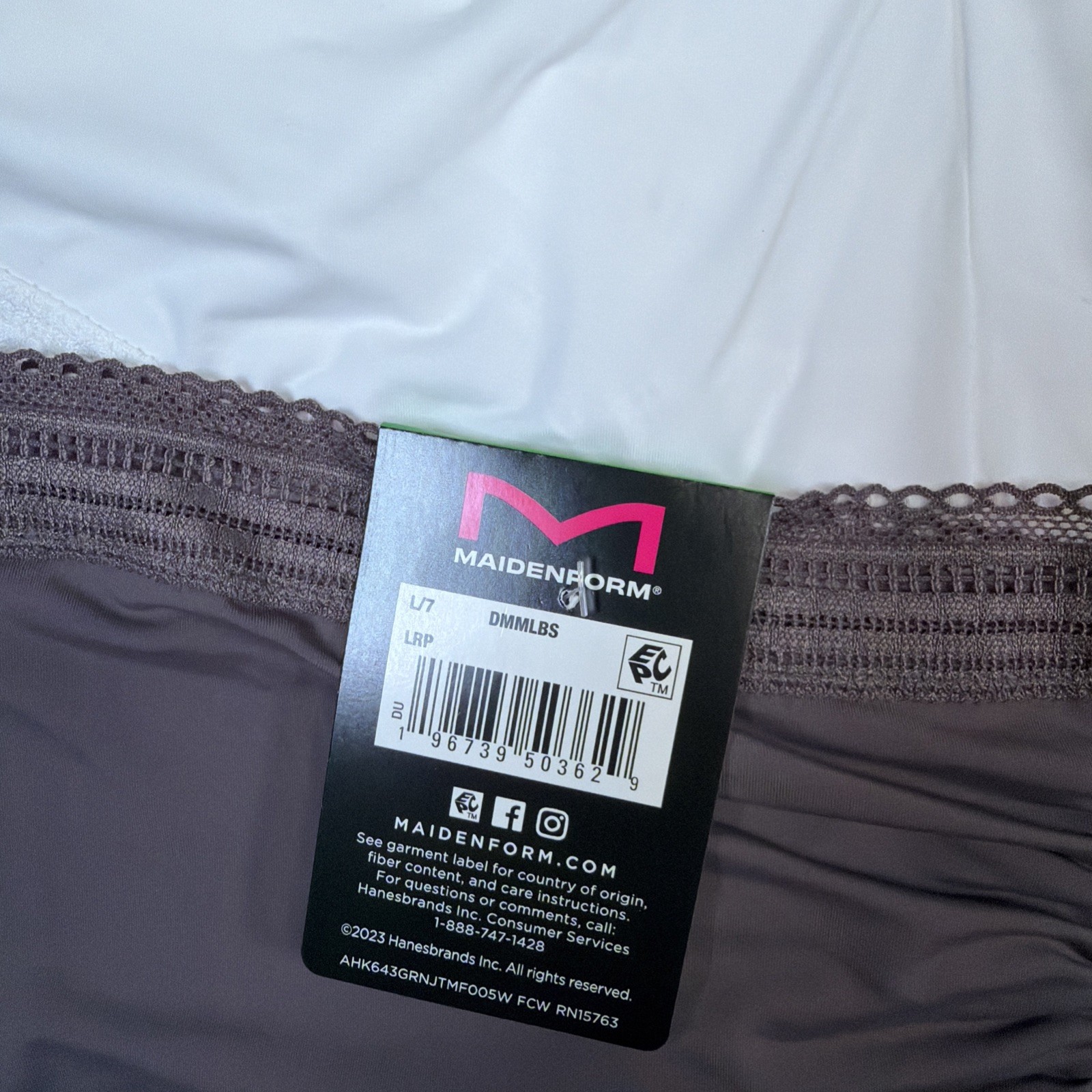Maidenform One Fab Fit Boyshort Full Coverage 2 Pack L/7 DMMLBS New