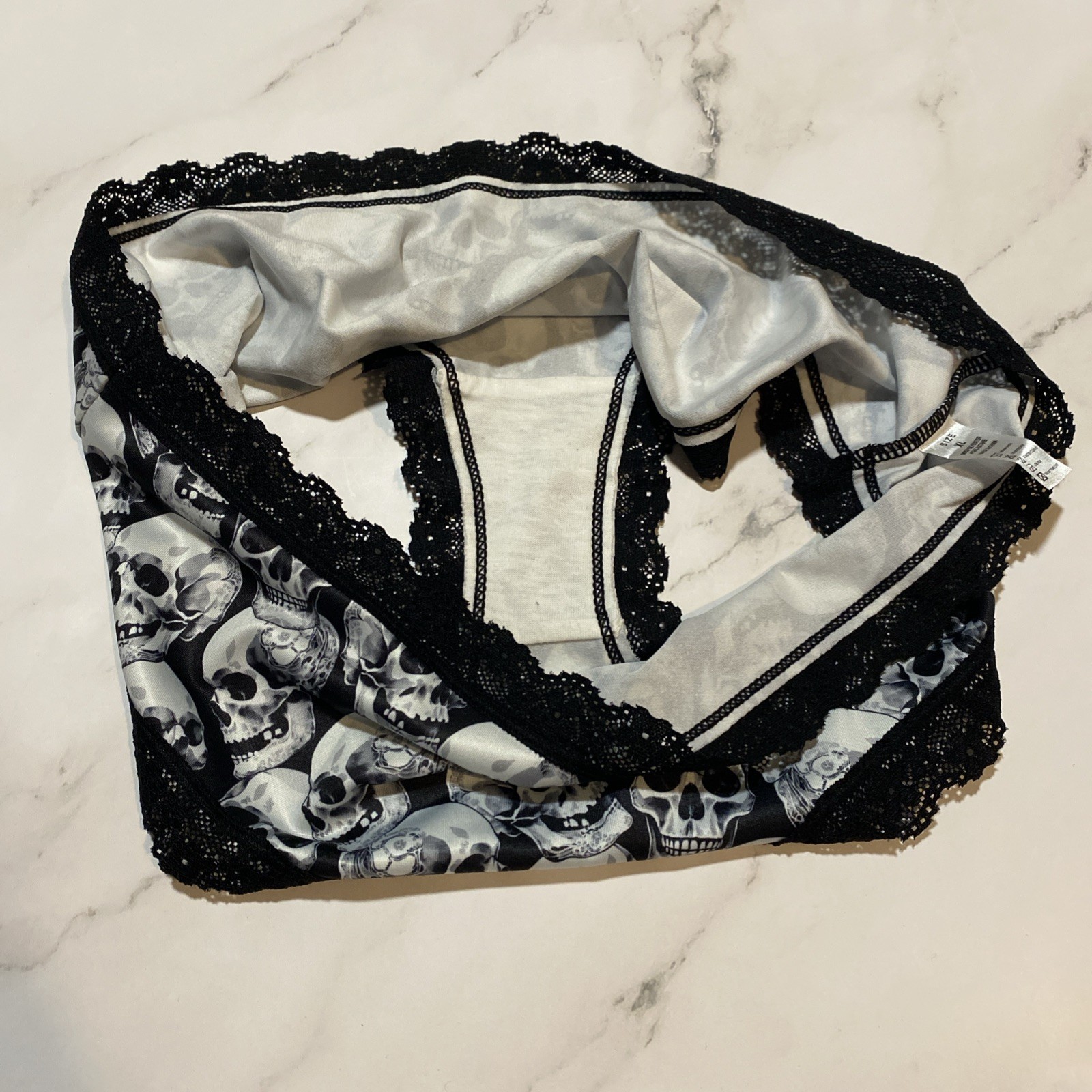 GOTH Skull Black White Lace Trim Boy-short Panties Polyester Stretchy XL NWOT