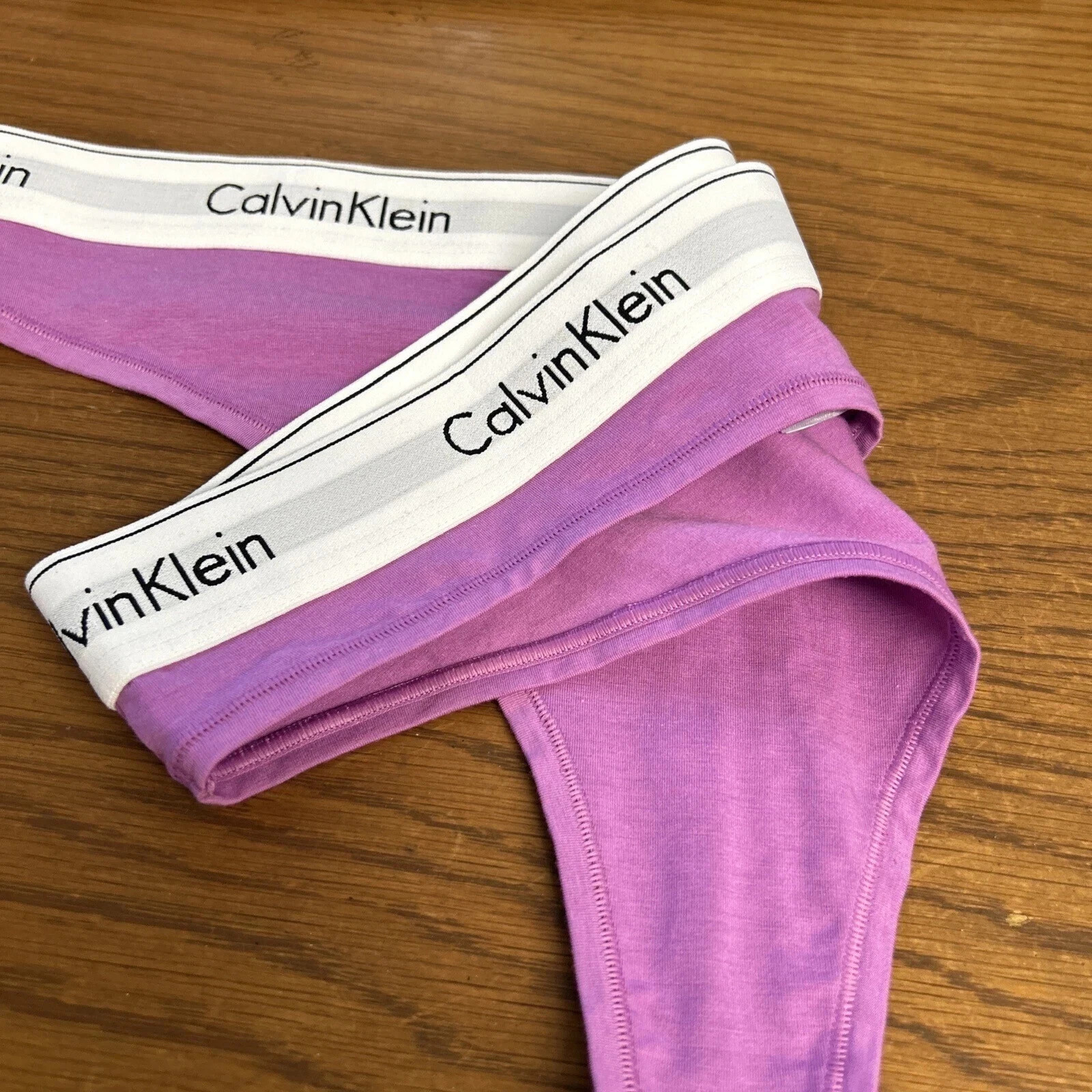 NWT Calvin Klein Women’s(2X LARGE) MODERN COTTON THONG QF5117