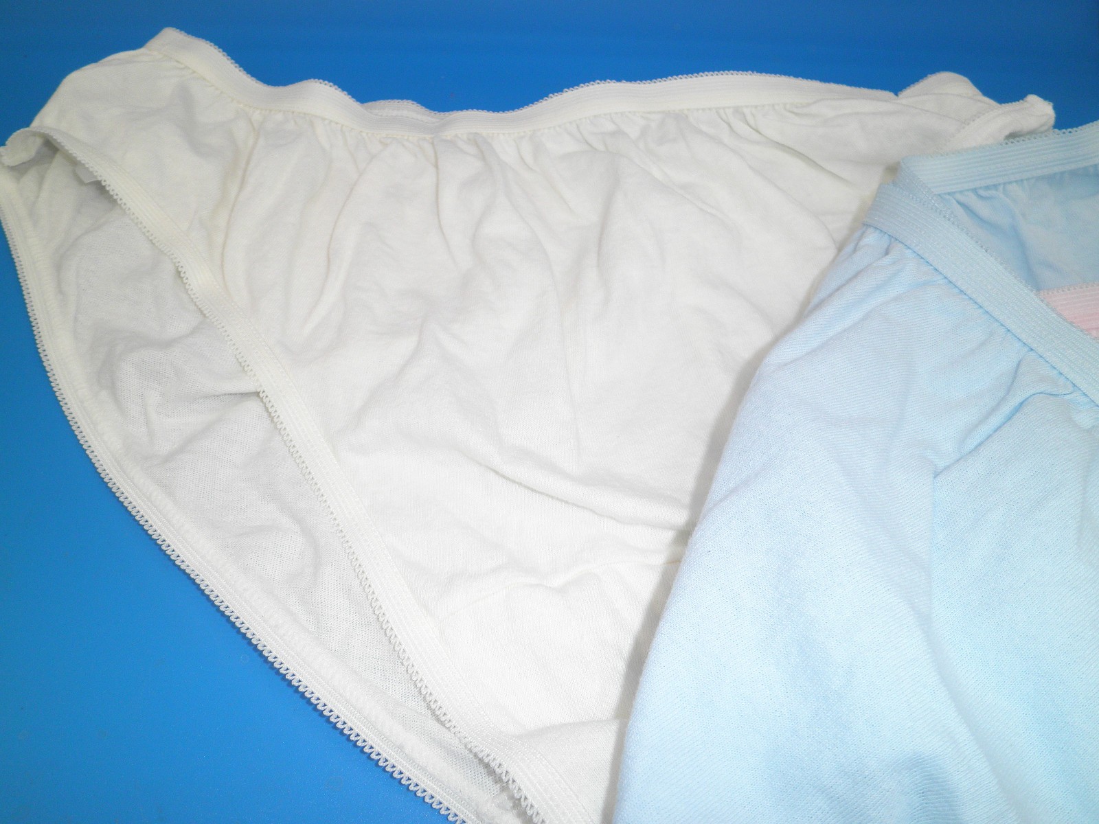 Carole 100 % cotton size 11 bikini panties plus size New 3 prs pastel
