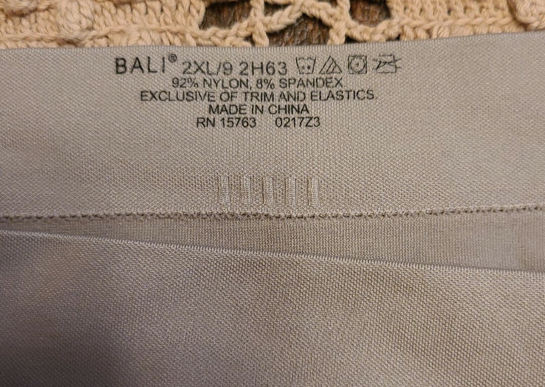 2XL/9 BALI INTIMATES ONE SMOOTH U All Around Hipster Panties 2H63 ~NWT