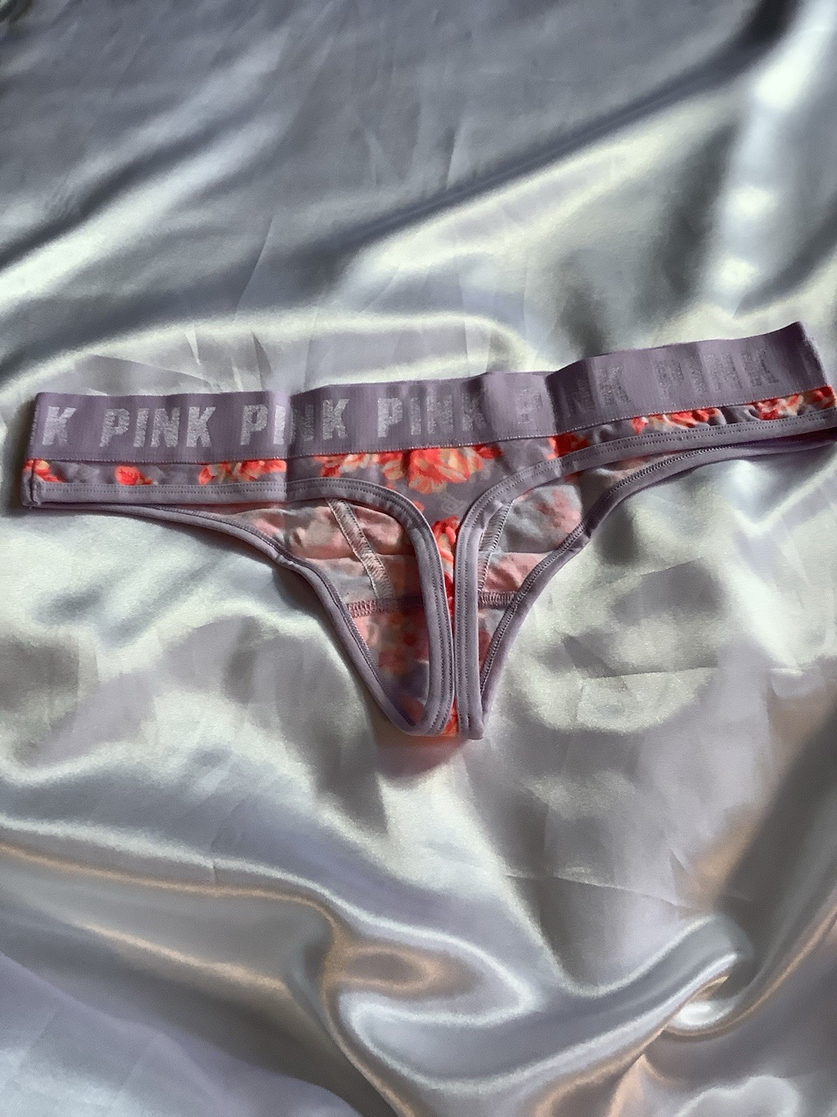 Victoria’s Secret PINK Women’s Thong Panties Purple Floral Boy Binding 1pk Large