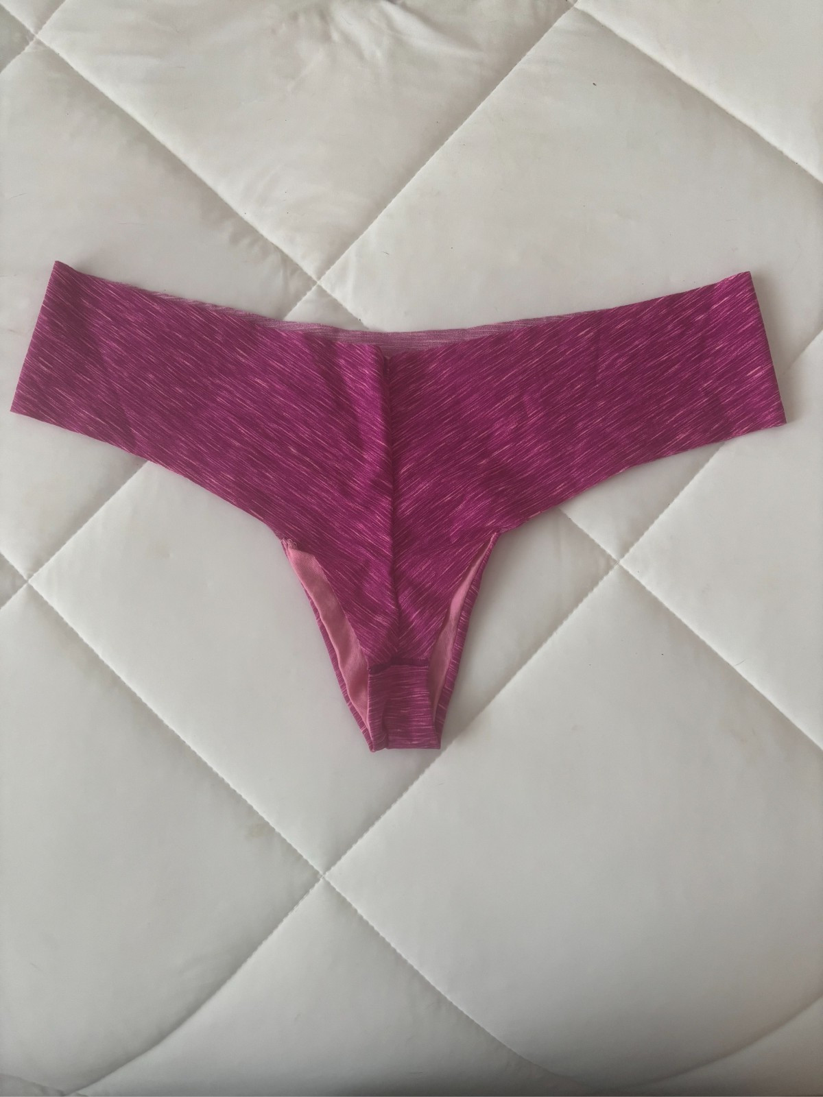 Victoria’s Secret / Thong Panties/ Dog Logo on Front /Size L / NWT