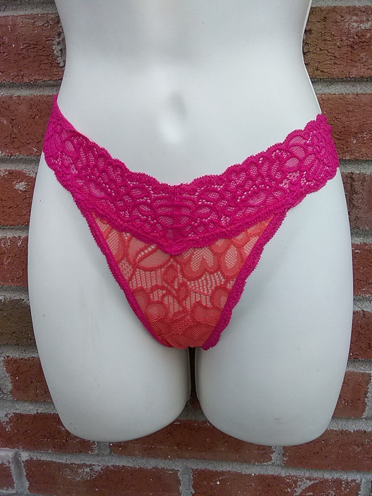 Vtg 90’s Pink & Peach Lace Thong Panties “NEW” FAMOUS MAKER No Tags 3pr XS *READ