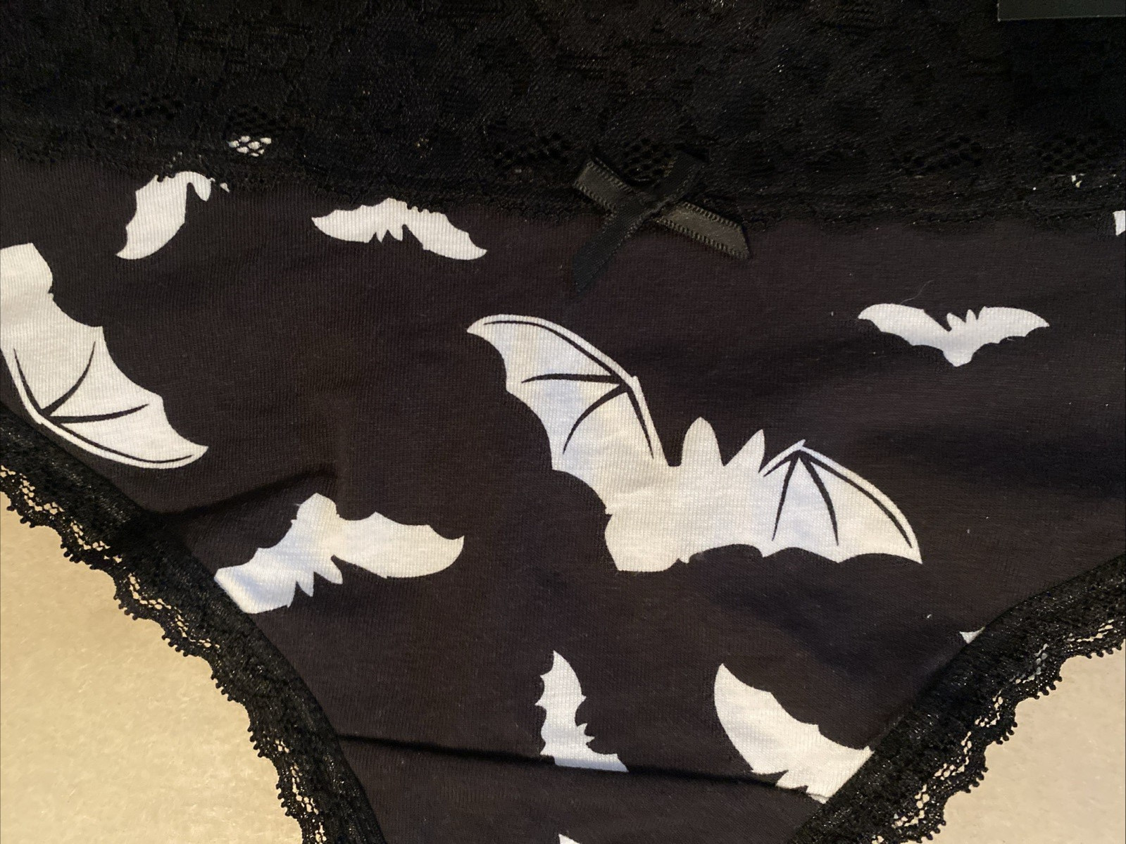 Torrid Thong Cotton Mid Rise Lace Trim Panty Stormy Bats Size 1 – 1X – 14/16