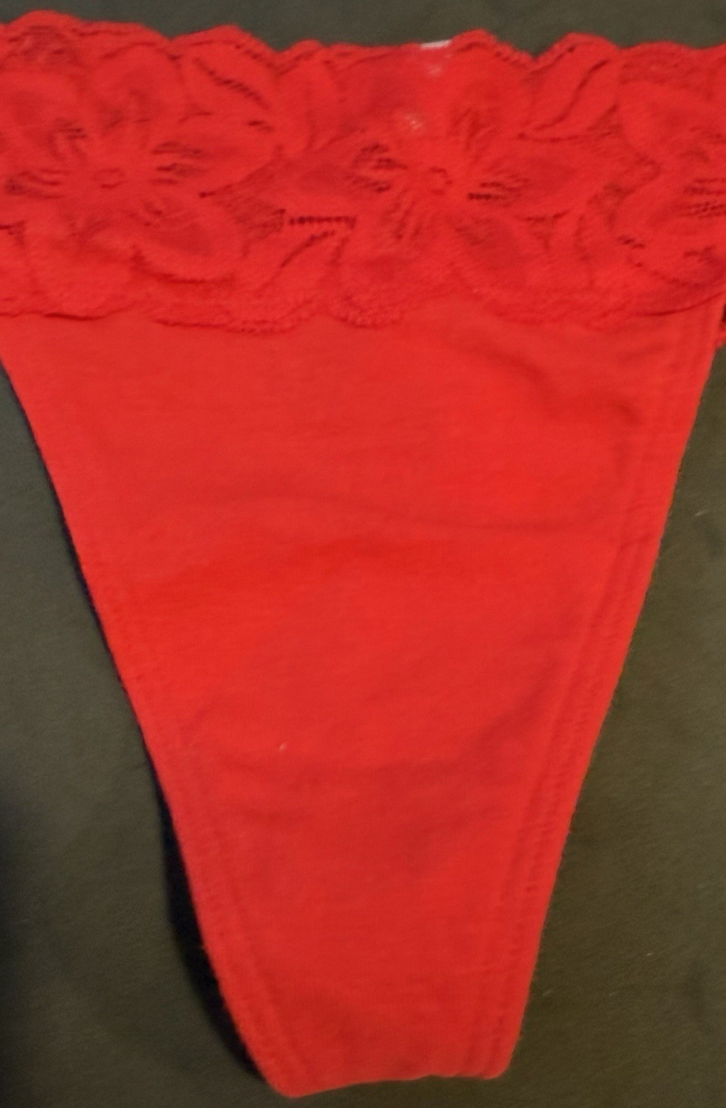 VICTORIA’S SECRET RED SILVER GLITTER LOGO LACE RARE THONG NWT VINTAGE Large