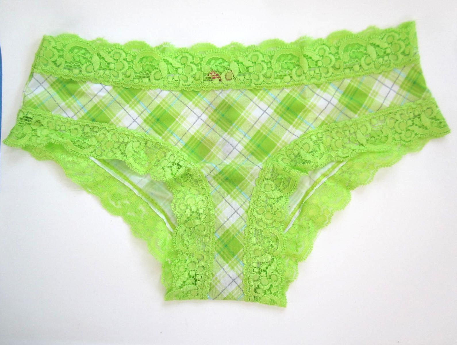 New in Bag – Victoria’s Secret Sexy Little Things Cheeky Panty – Green Plaid – S