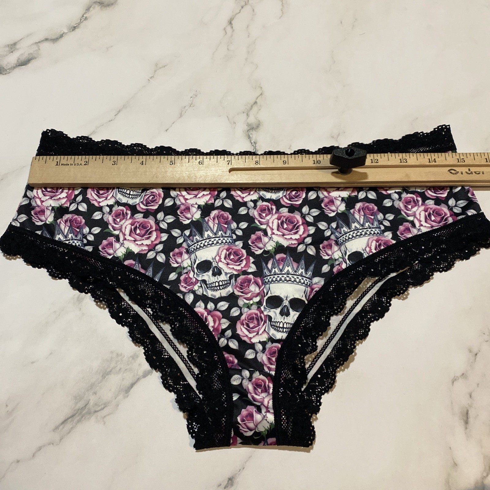GOTH Lace Trim Emo Punk Boyshort Panties SKULL & Roses XL Polyester NWOT