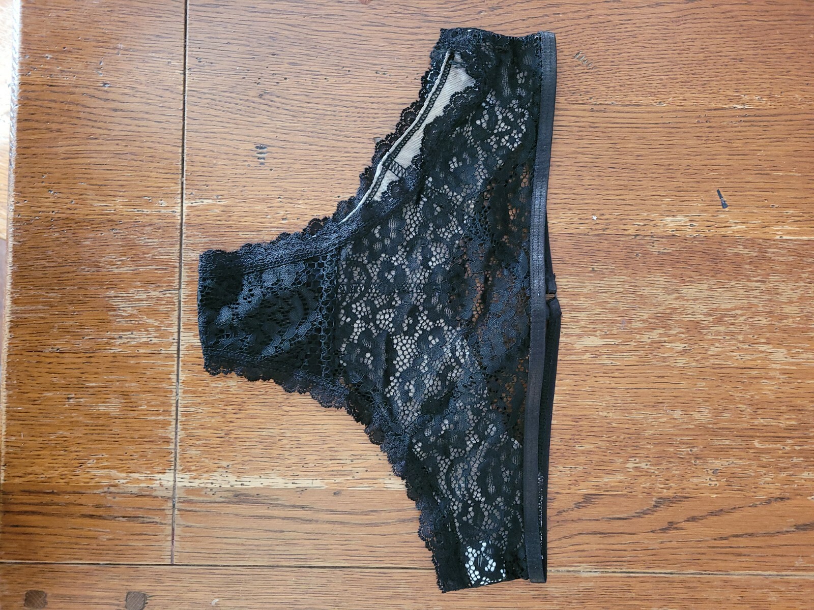 Jennifer Intimates panties small lace geometric lace cage 68784m 3 pack