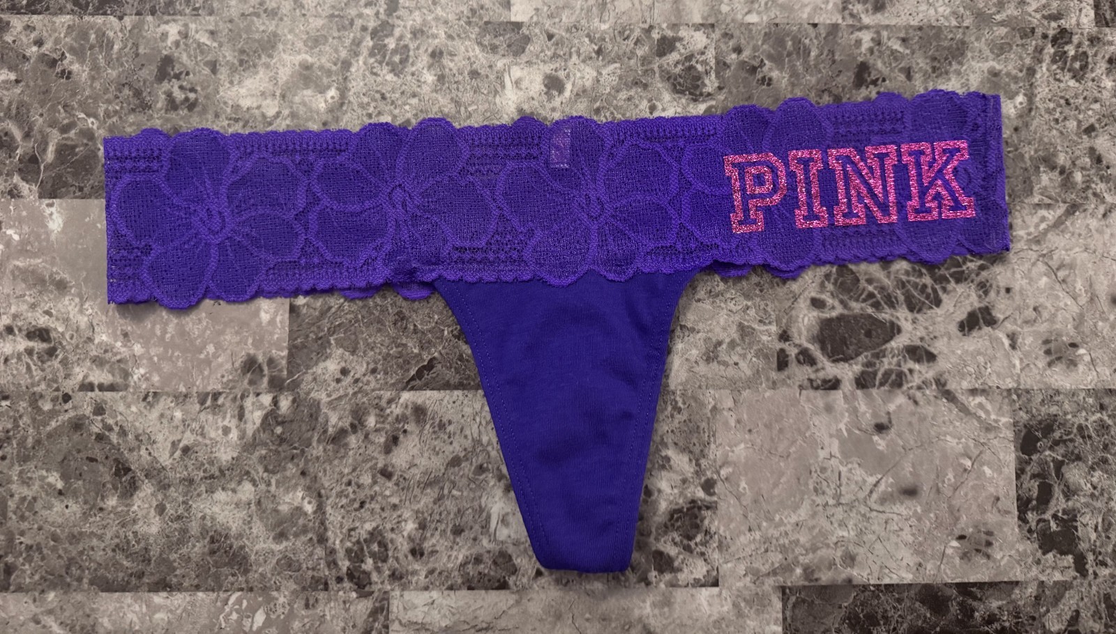 NWT VICTORIA’S SECRET PINK S PURPLE FLORAL LACE GLITTER LOGO RARE THONG PANTIES