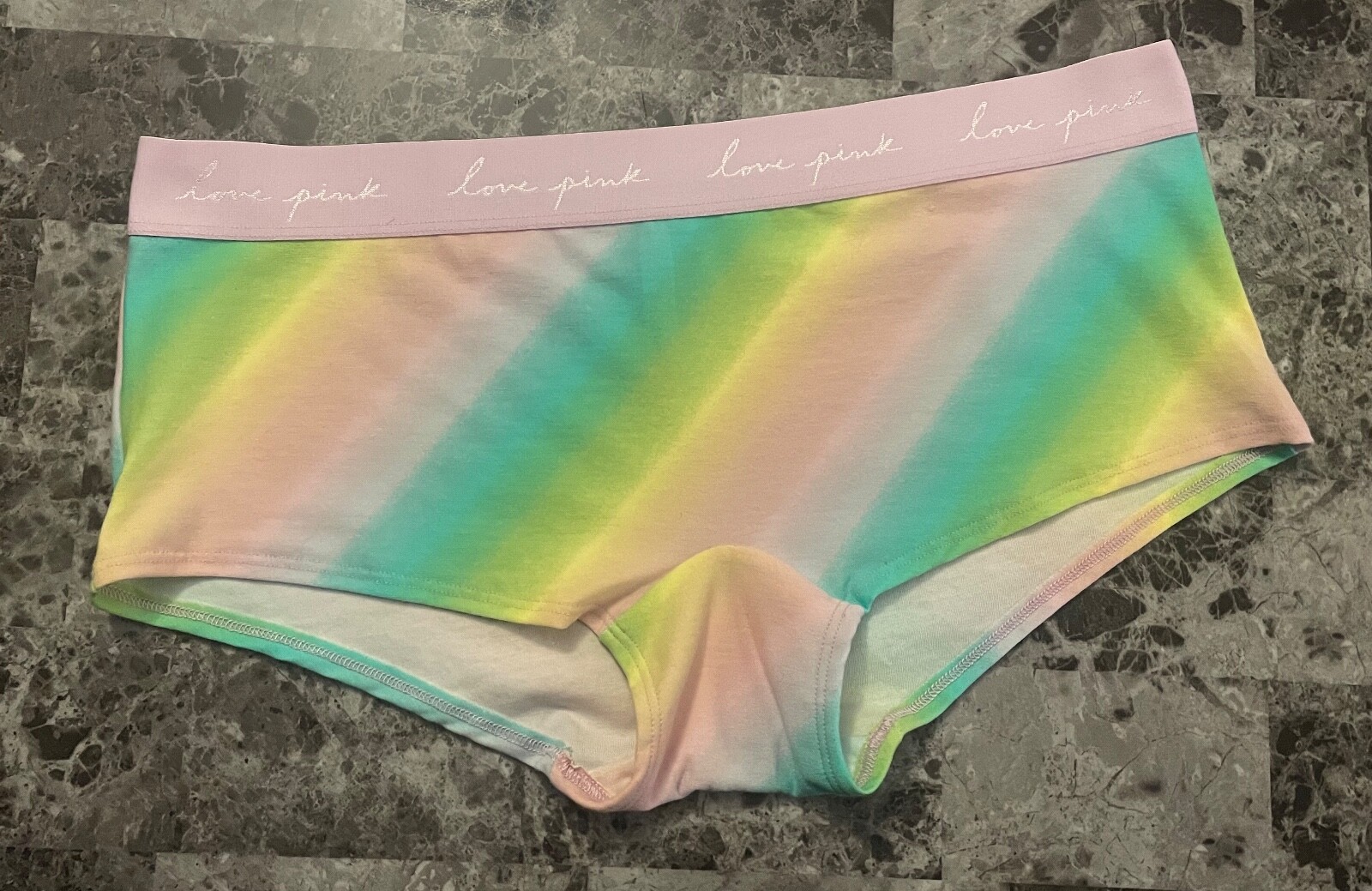 NWT VICTORIA’S SECRET PINK OMBRE STRIPE SILVER LOGO THICK BAND BOYSHORT PANTIES