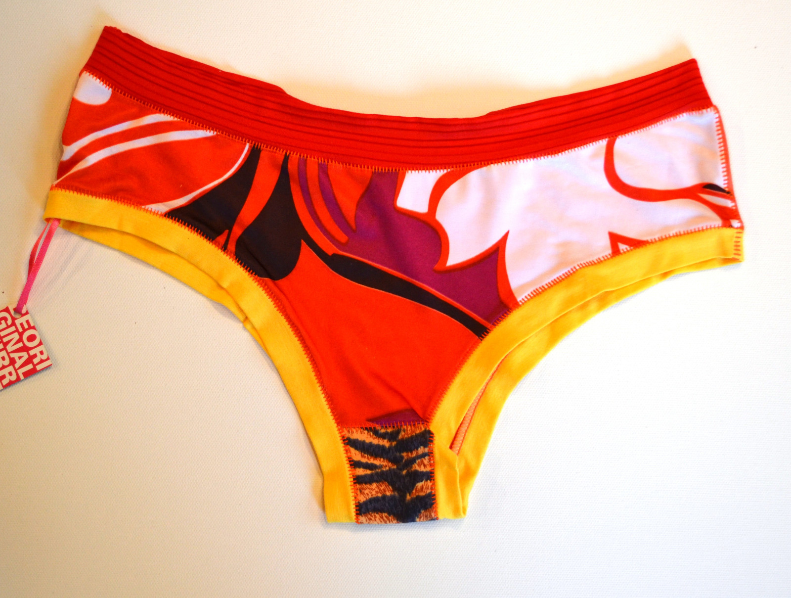 T. Santiago Athletic Activewear Stretch Boy Short Panties – Bright Floral Print