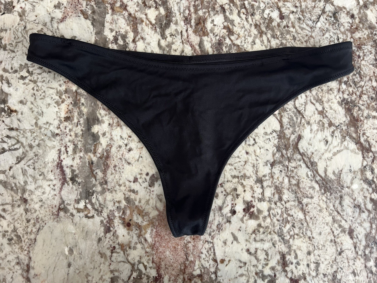 True Vintage Victoria’s Secret Satin Keyhole Low Rise Thong Panties Black Large