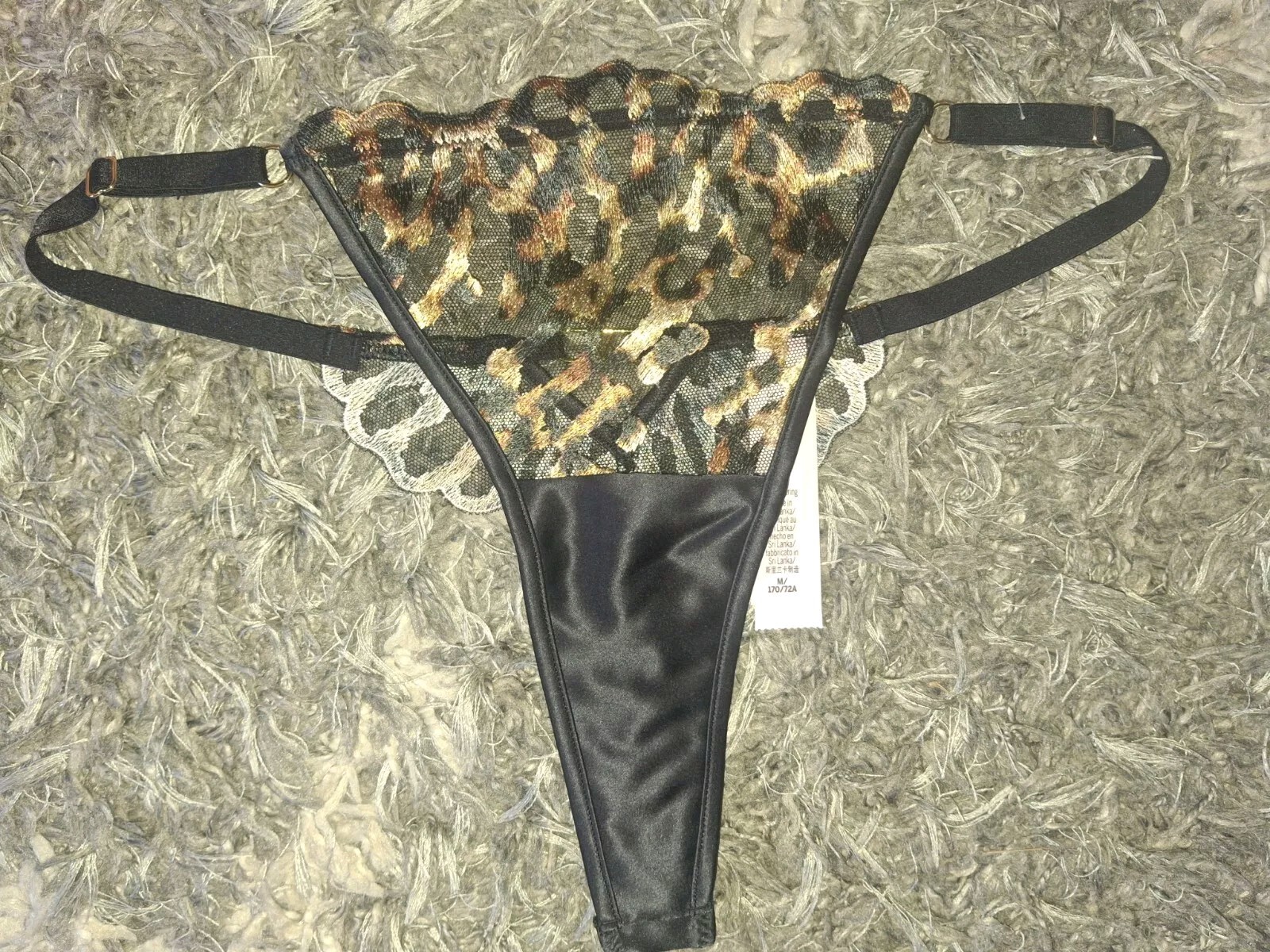 Vs Very sexy logo hardware Keyhole Embroidered Leopard thong Panty NEW Xs