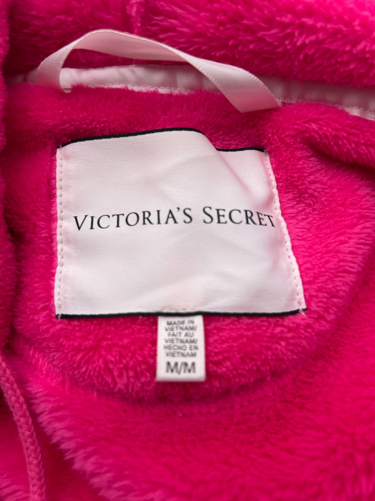 NEW Victoria Secrets Plush Cozy Robe with hood