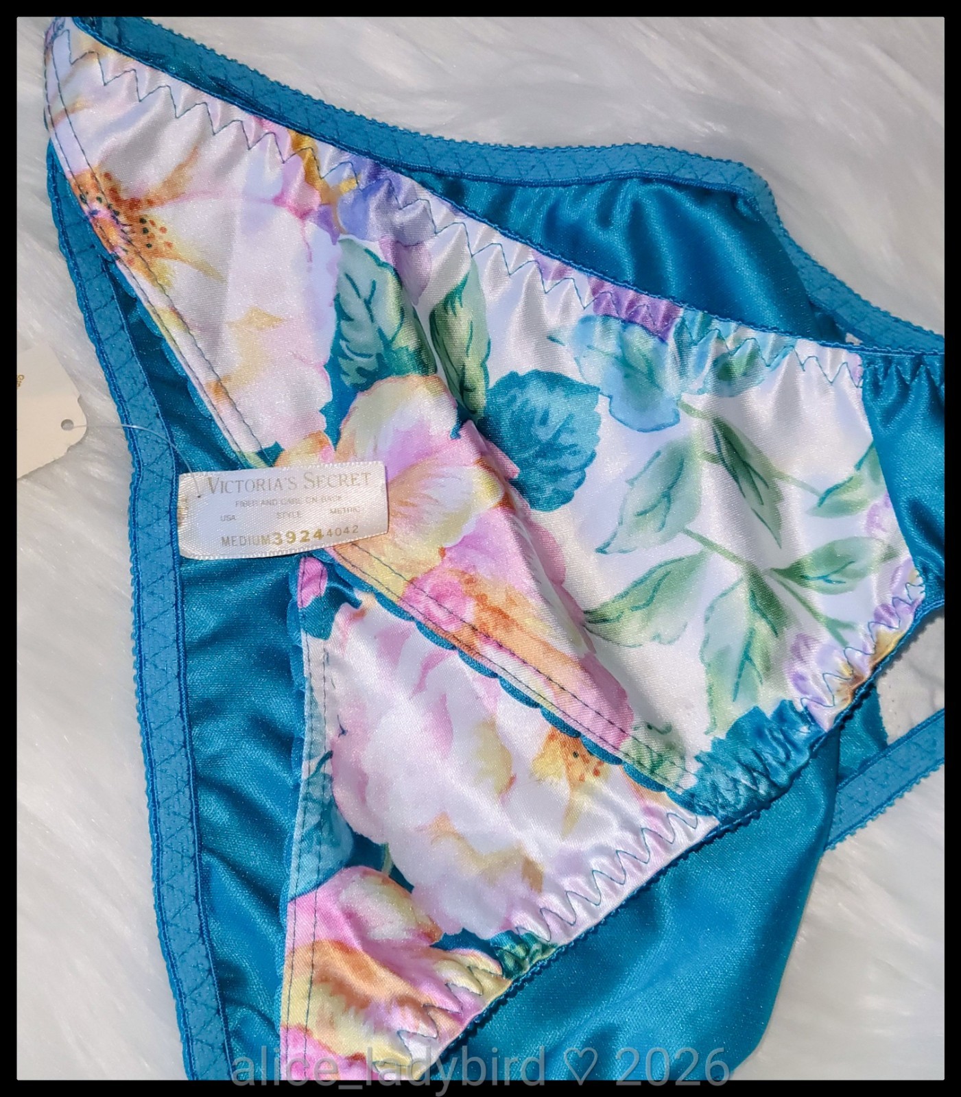 NWT Vintage VICTORIA’S SECRET String Bikini PANTIES Shiny Floral SATIN Brief M/6