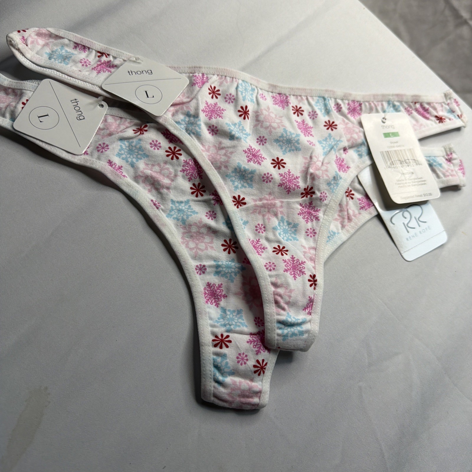 2 René Rofé Women’s Thong Panties M White/Pink/Blue Snowflake Christmas MPN