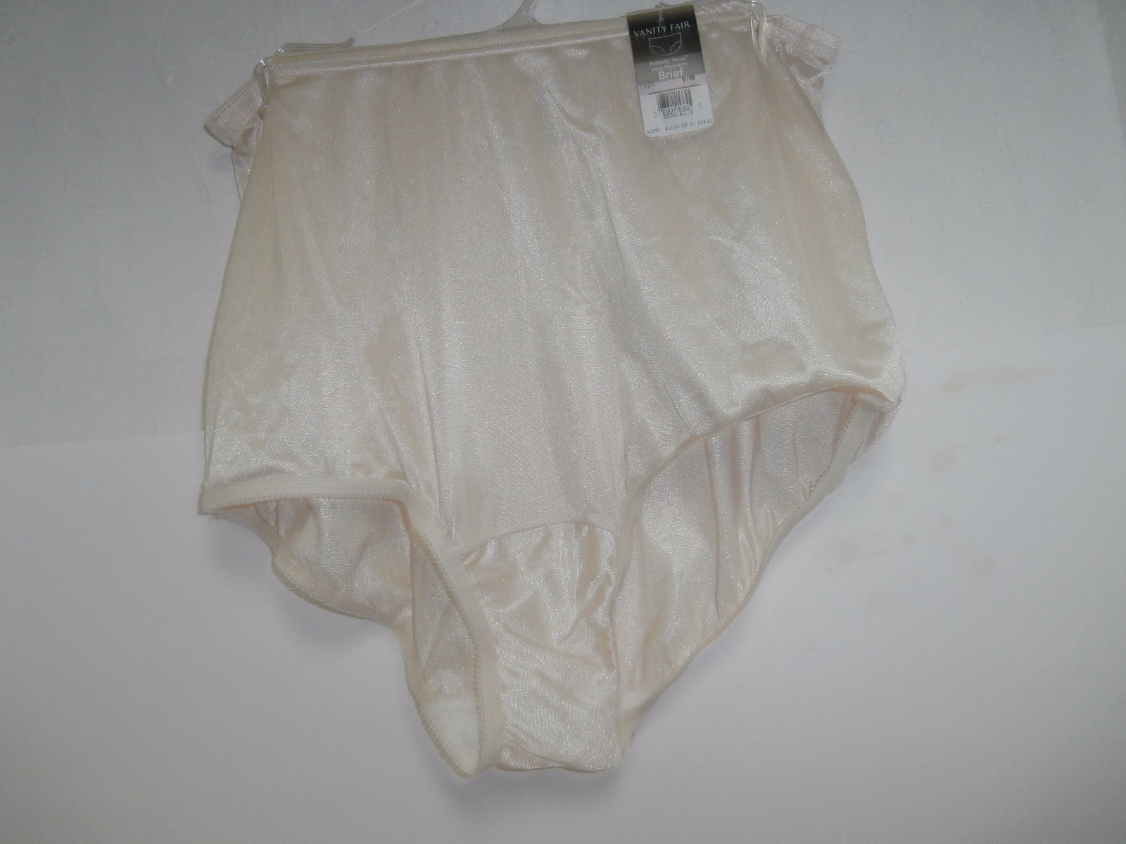 Vanity Fair Women’s 15712 Perfectly Yours Ravissant Brief Candle Glow10/3XL New