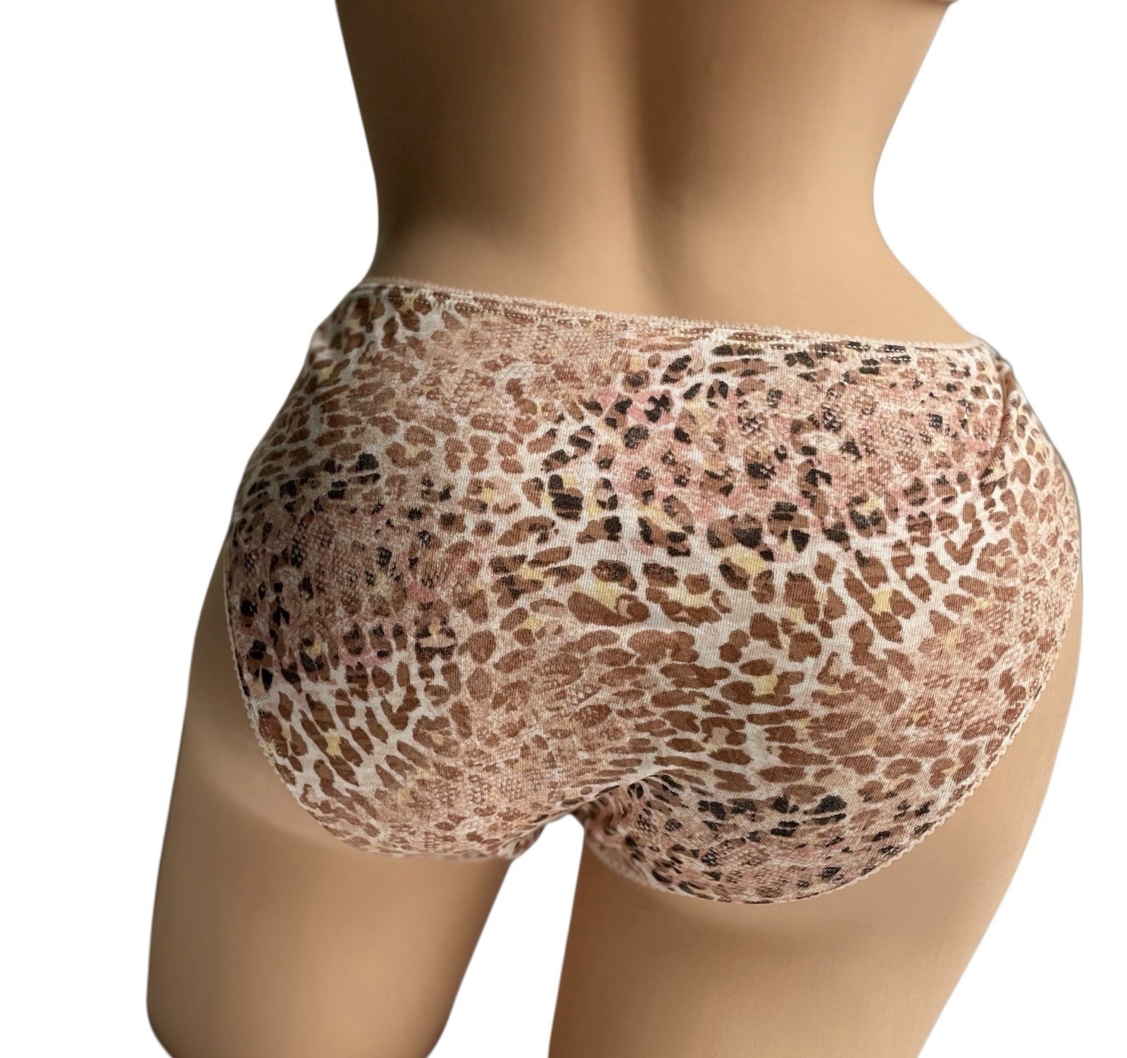 NWT Victoria’s Secret M Medium 100% Cotton Bikini Panties Cheetah Panty
