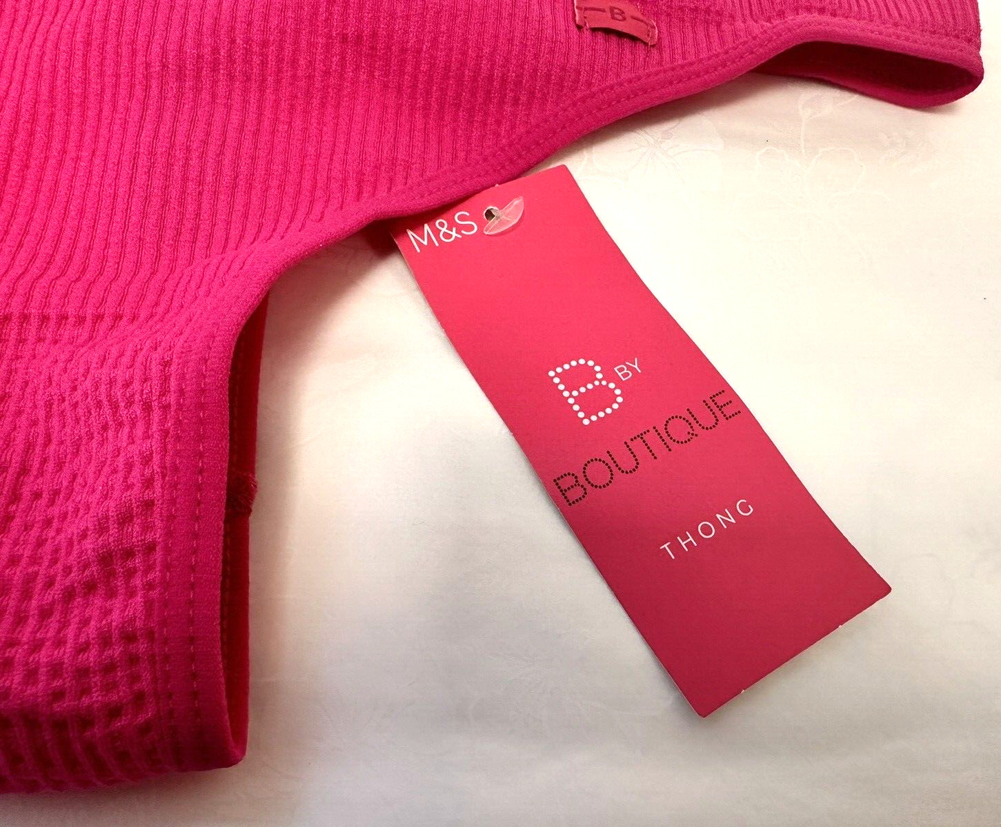 NEW! M&S B by Boutique Marks & Spencer UK8-10 fuchsia ribbed thong knickers