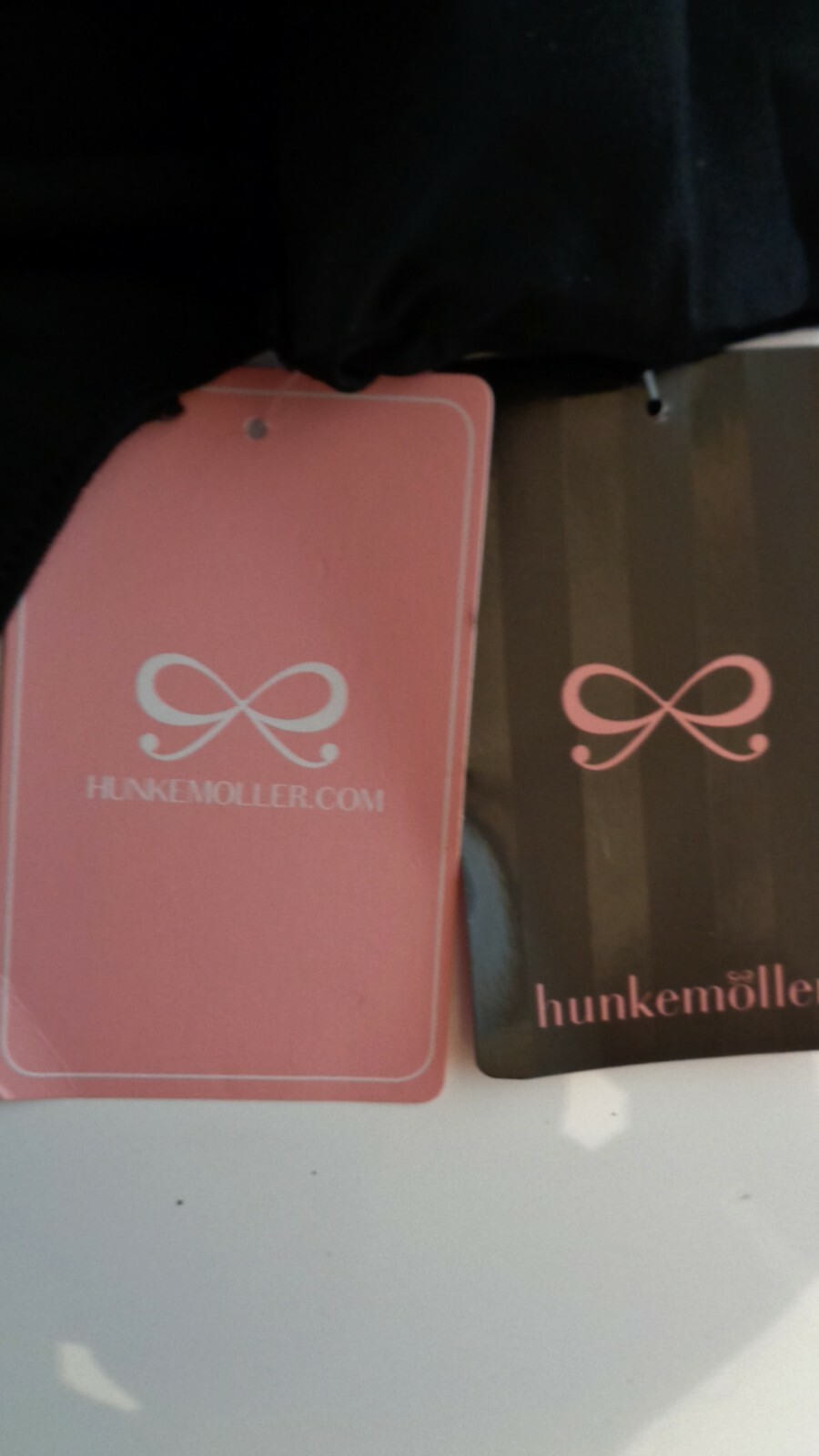 HUNKEMOLLER SILKY MICROFIBRE NO VPL THONG BLACK RED WHITE NUDE PINK BNWT