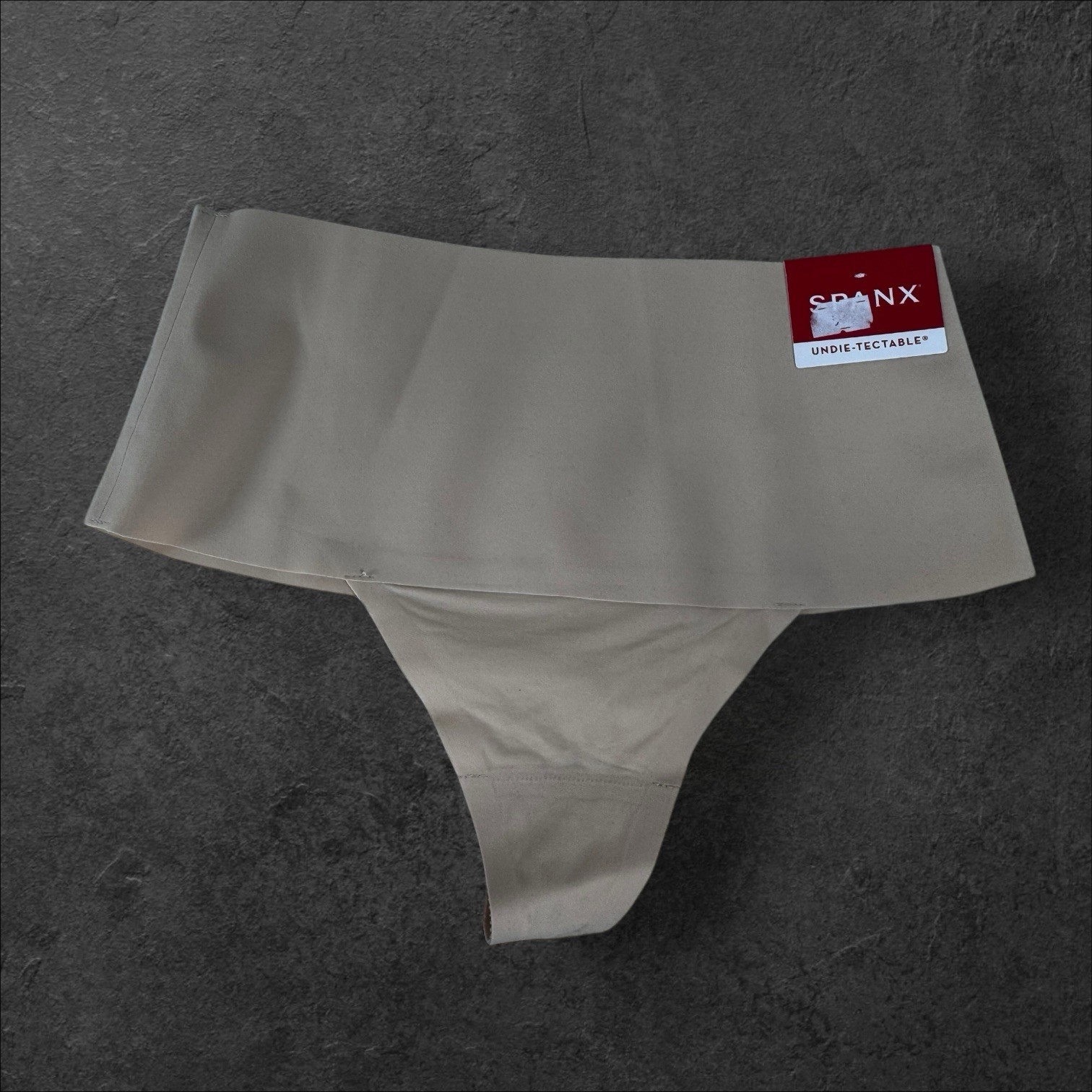 New SPANX Undie-tectable Thong Panties Soft Nude Women’s Size Small