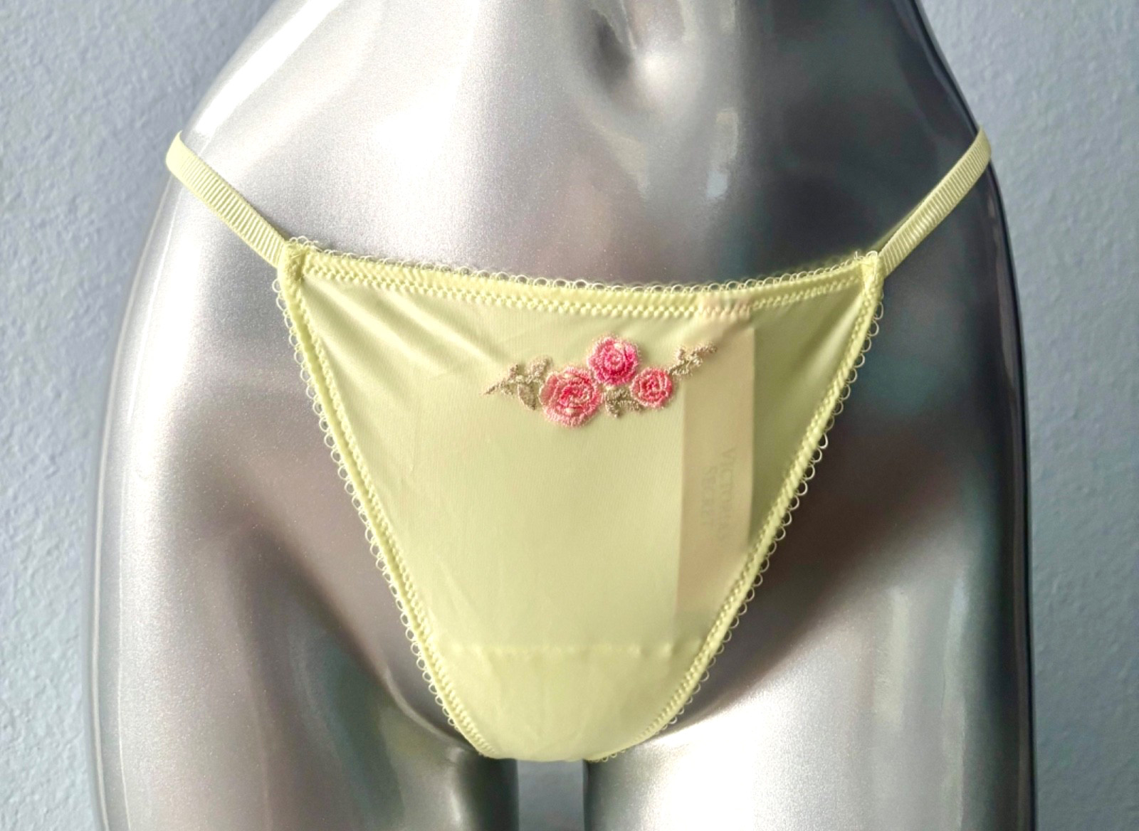 Victoria’s Secret V String Panty Satin Stretch Yellow w/ Flowers S M XL