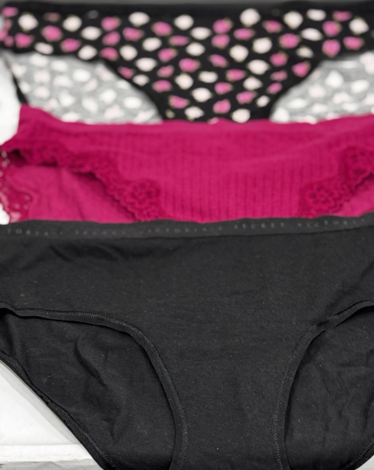 Victoria’s Secret Bikini /Hip Hugger/High Leg Size XL Underwear Pack of 3