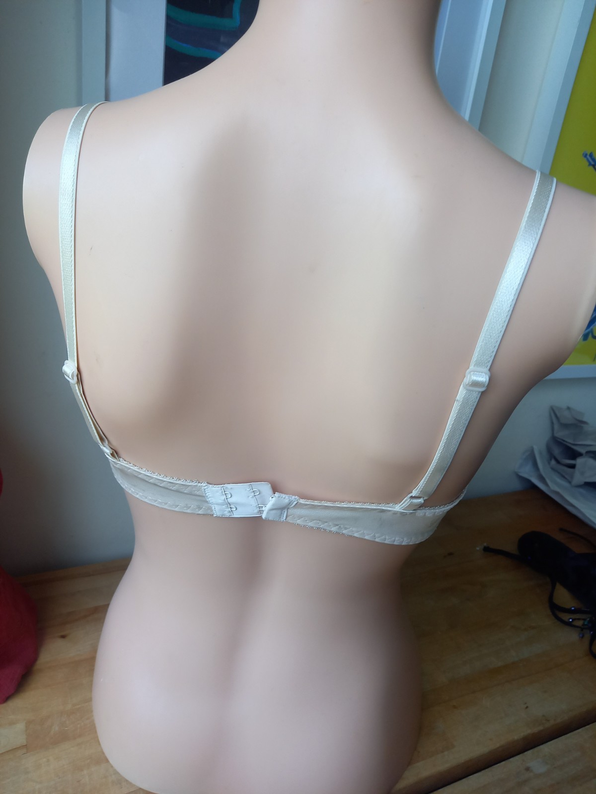 Sand Cream Lace Push-Up Padded Underwire Bra size 32B 34B 32C 34C BRAND NEW