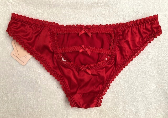 Agent Provocateur, Sz 3 (Med), NWT, “Tammi”, Red Brief, Silk blend