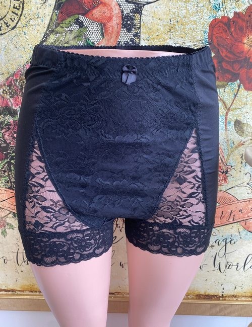 Rhonda Shear Black Floral Lace Smoothing Retro Style Pin Up Panties New