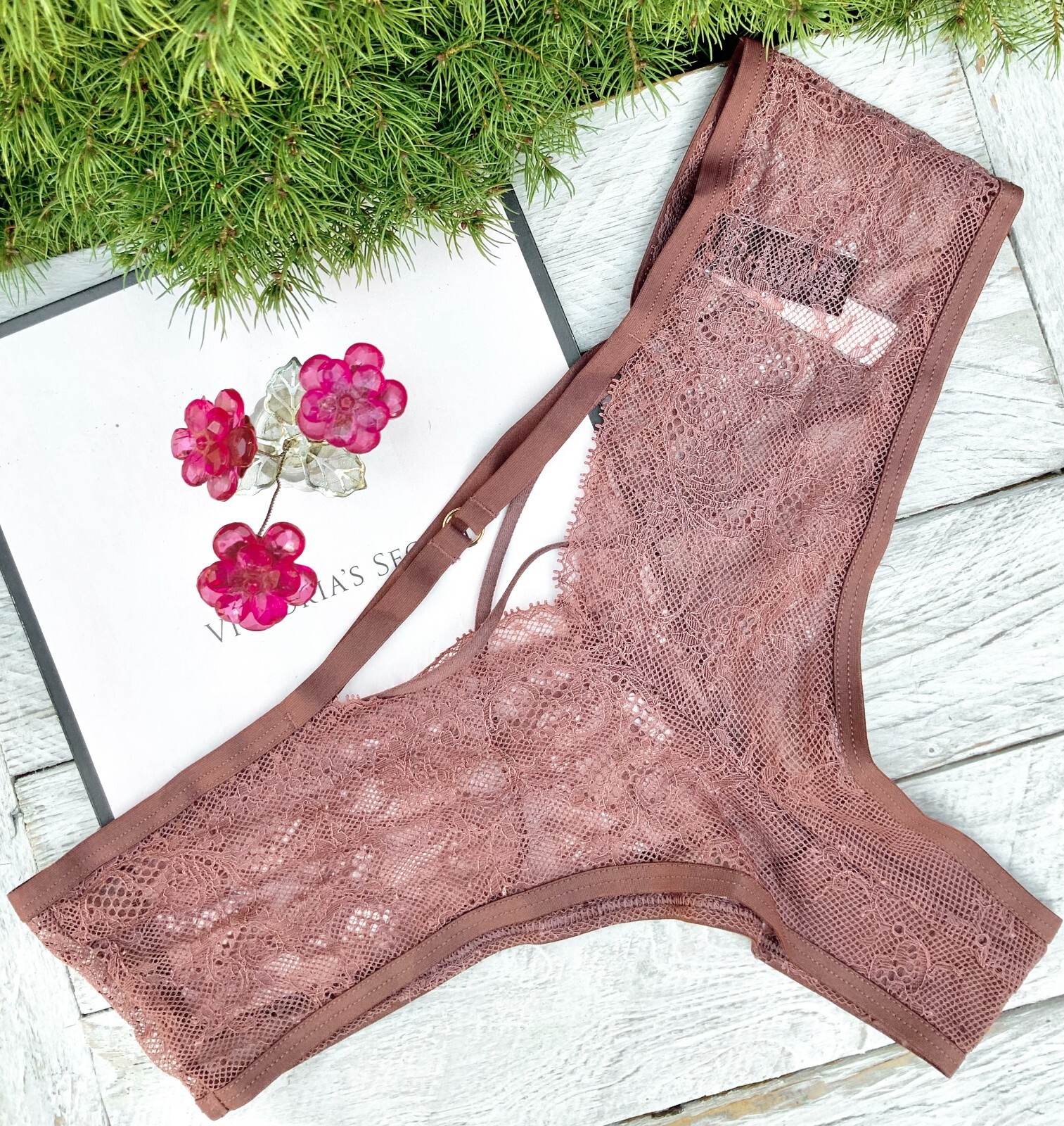 Victoria’s Secret Strappy Cut Out O-Ring Lace Cheeky Panty Victoria’s Secret S