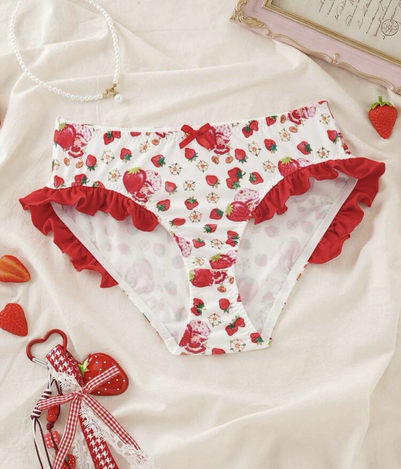 Strawberry Shortcake Licensed Women’s Teen Kawaii Bikini Panties Ruffle Medium